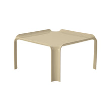 Gubi T877 Side Table – Indoor Side Table in Pastel Green