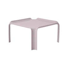 Gubi T877 Side Table – Indoor Side Table in Violet Ice