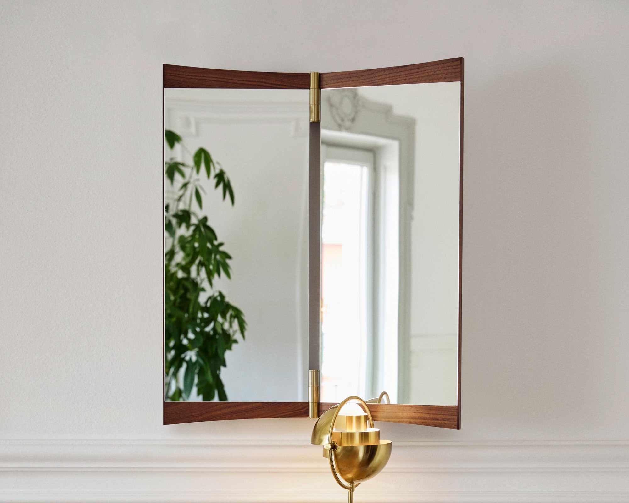 Walnut Frame Mirror | DSHOP