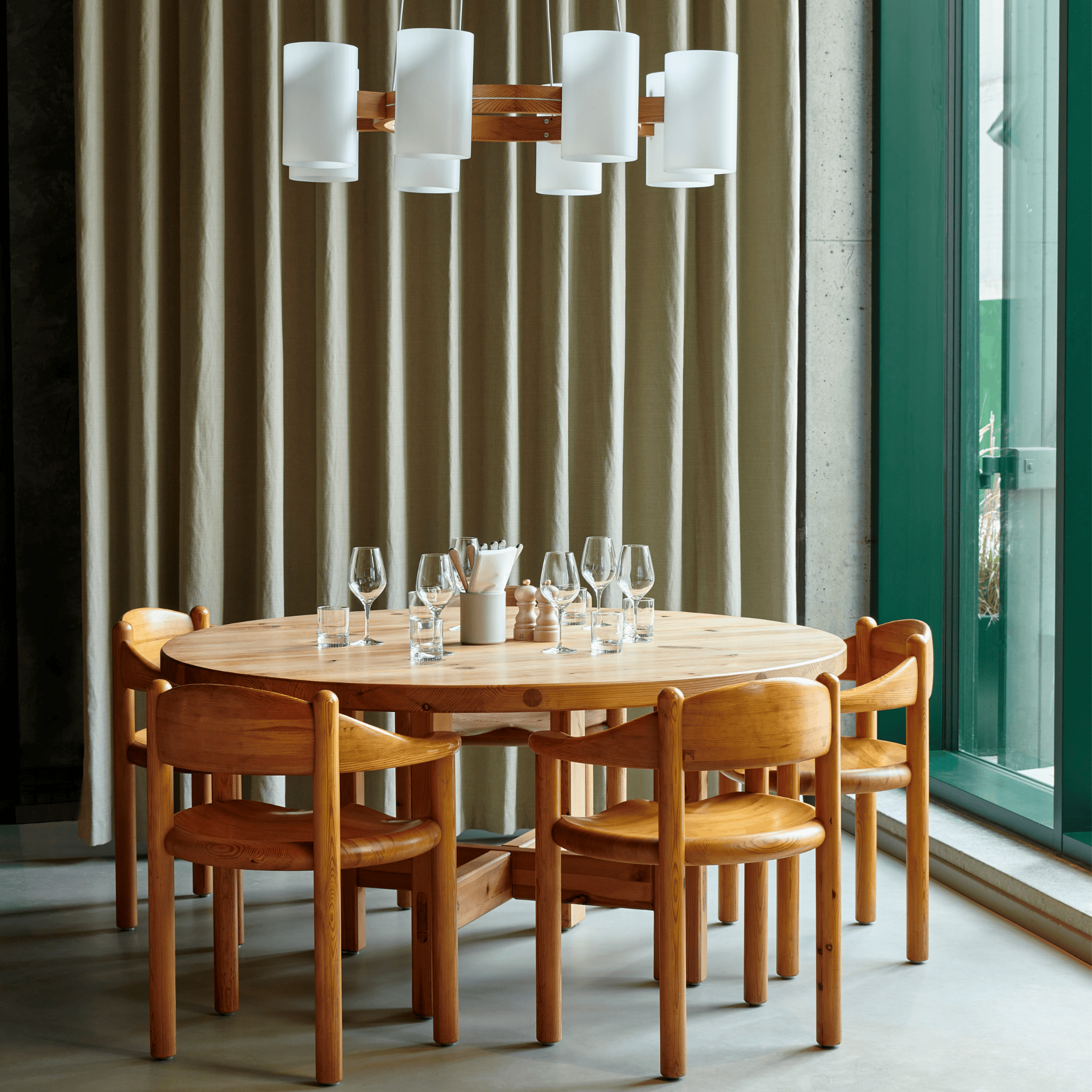 Daumiller Armchair, Golden Pine