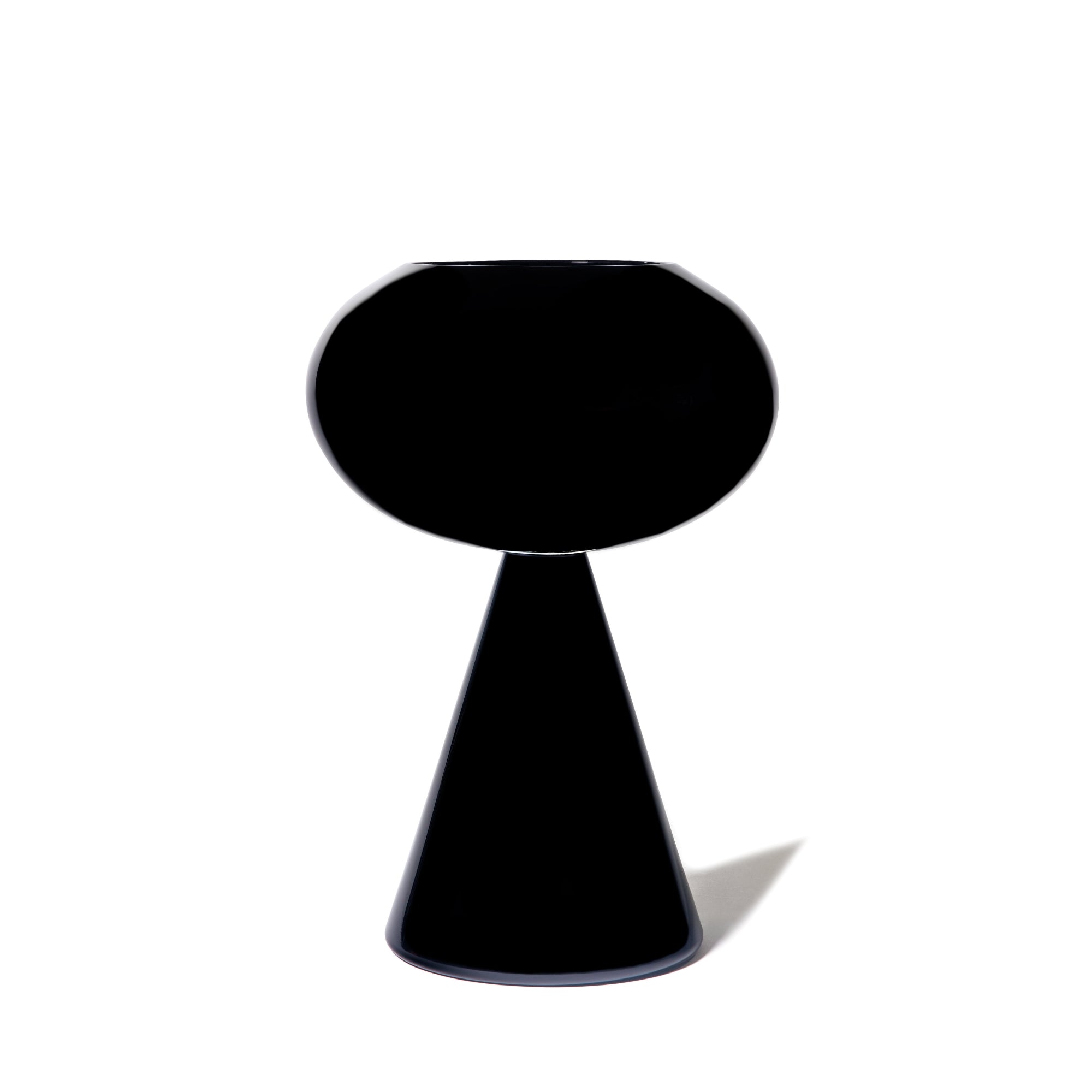 Joe Cariati Fiorelli Concave Pedestal – Glass Vessel in Obsidian