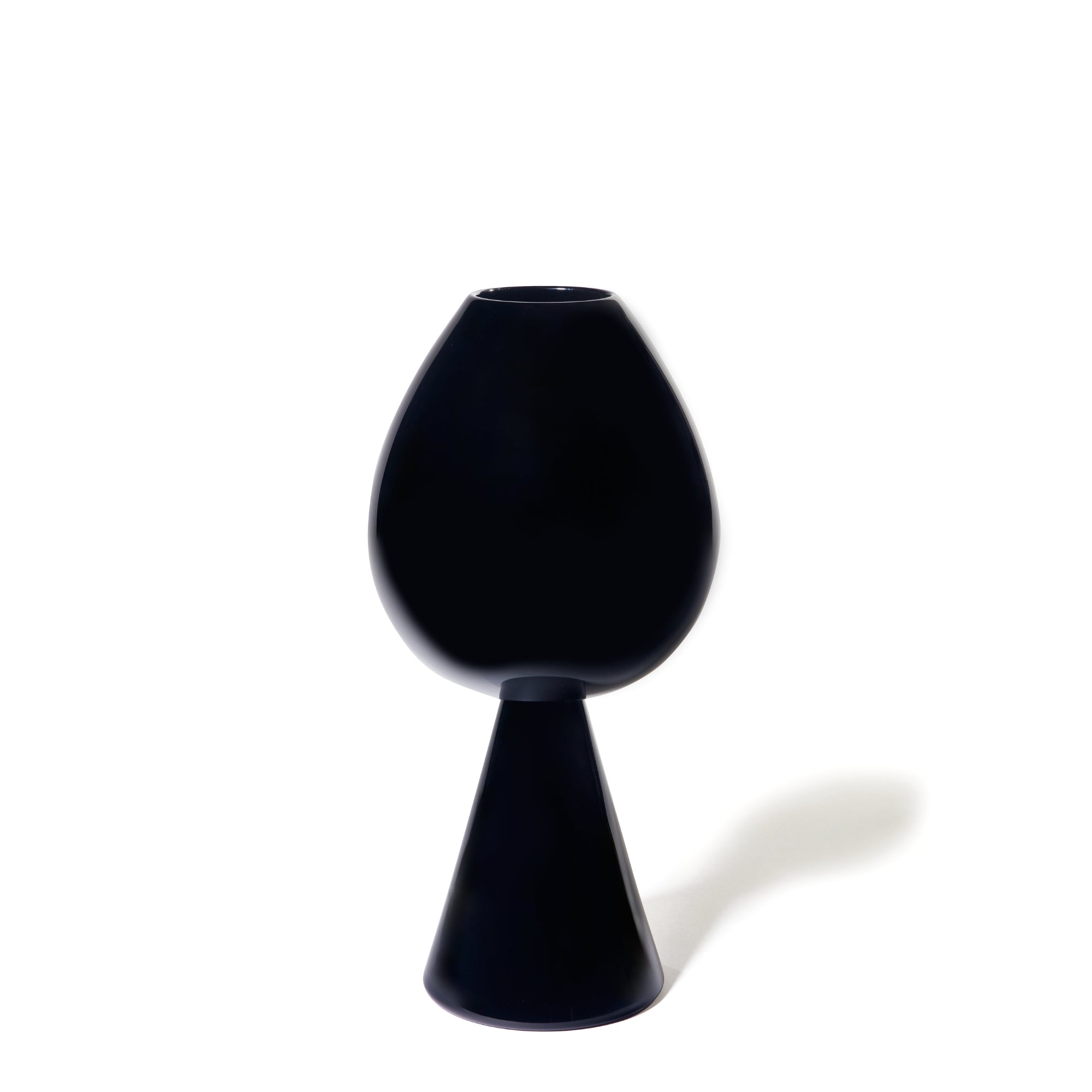 Joe Cariati Fiorelli Tulip Pedestal – Glass Vessel in Obsidian