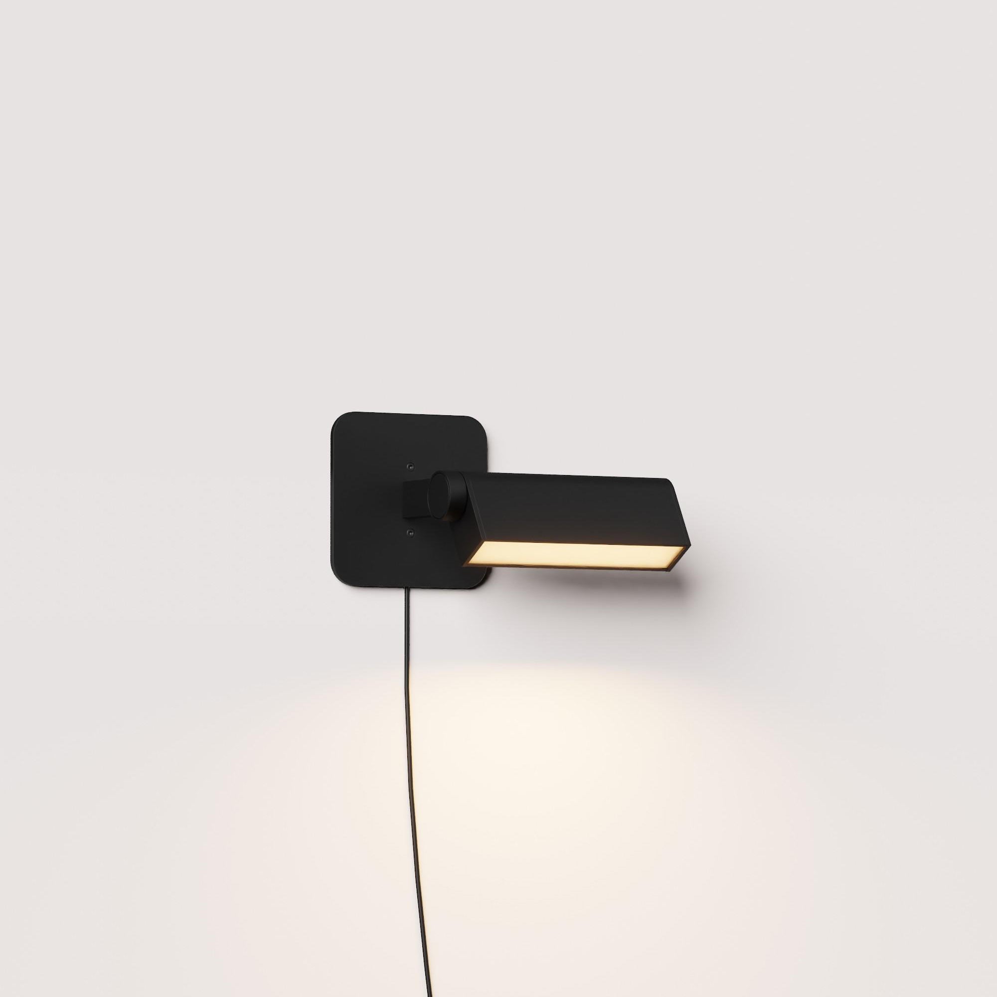 Modern black wall sconce | DSHOP
