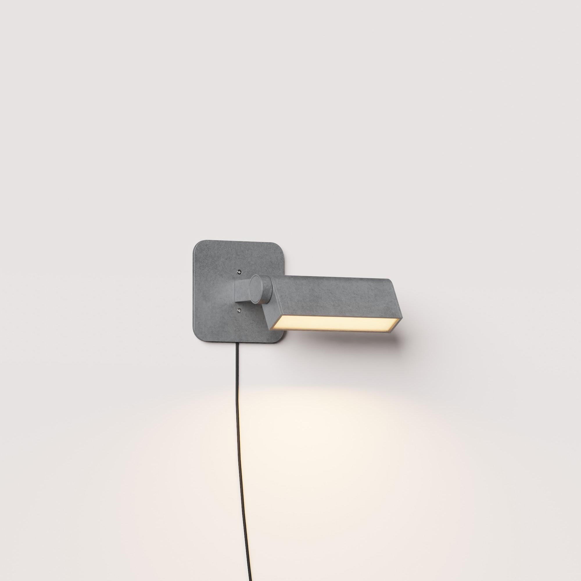 Tumbled Aluminum Wall Lamp | DSHOP