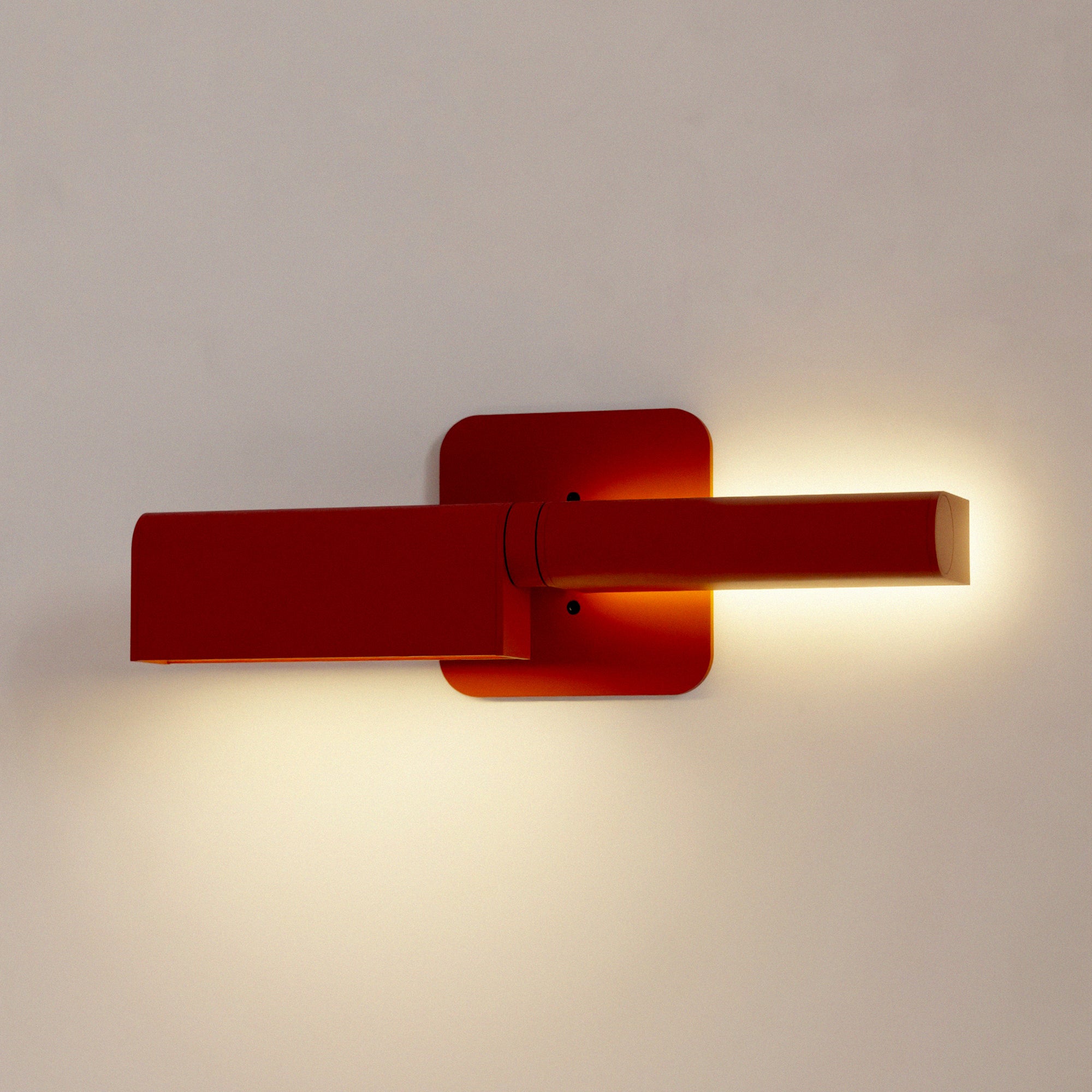 Red wall-mounted light fixture | DSHOP