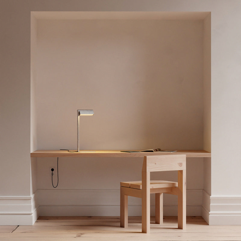 Tumbled Aluminum Table Lamp | DSHOP