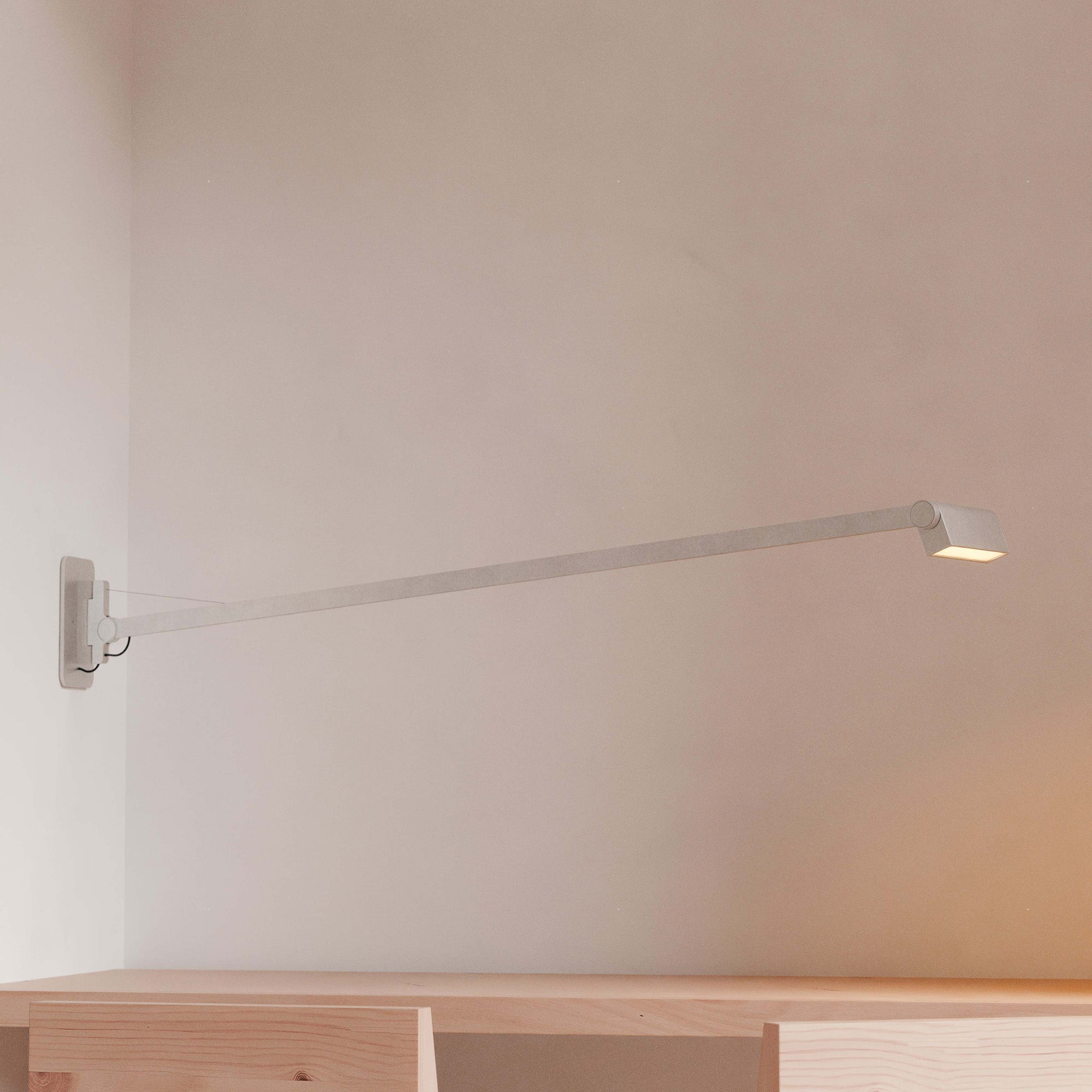Aluminum Wall Light | DSHOP