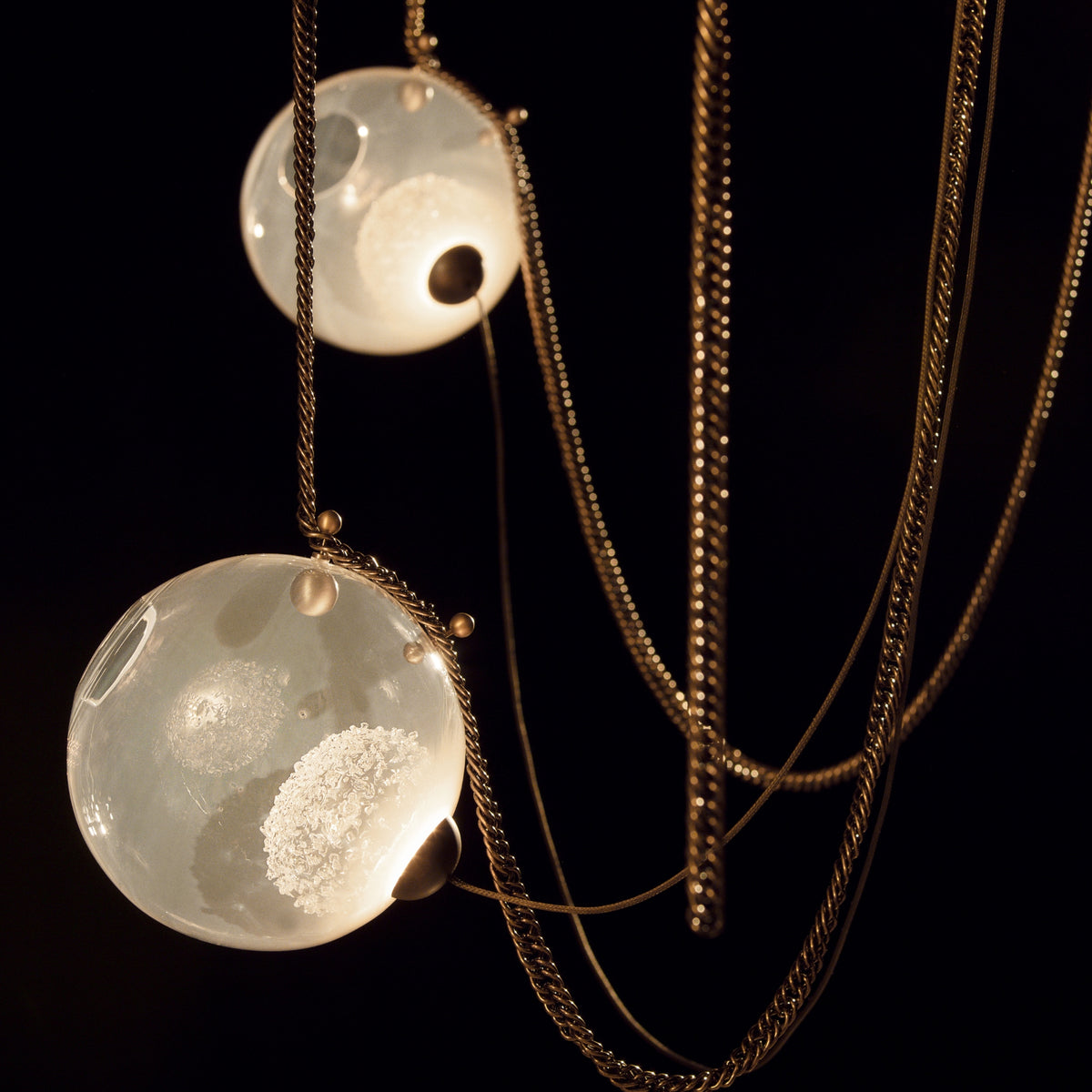 Larose Guyon Abysse 10 – Luxury Brass Chandelier