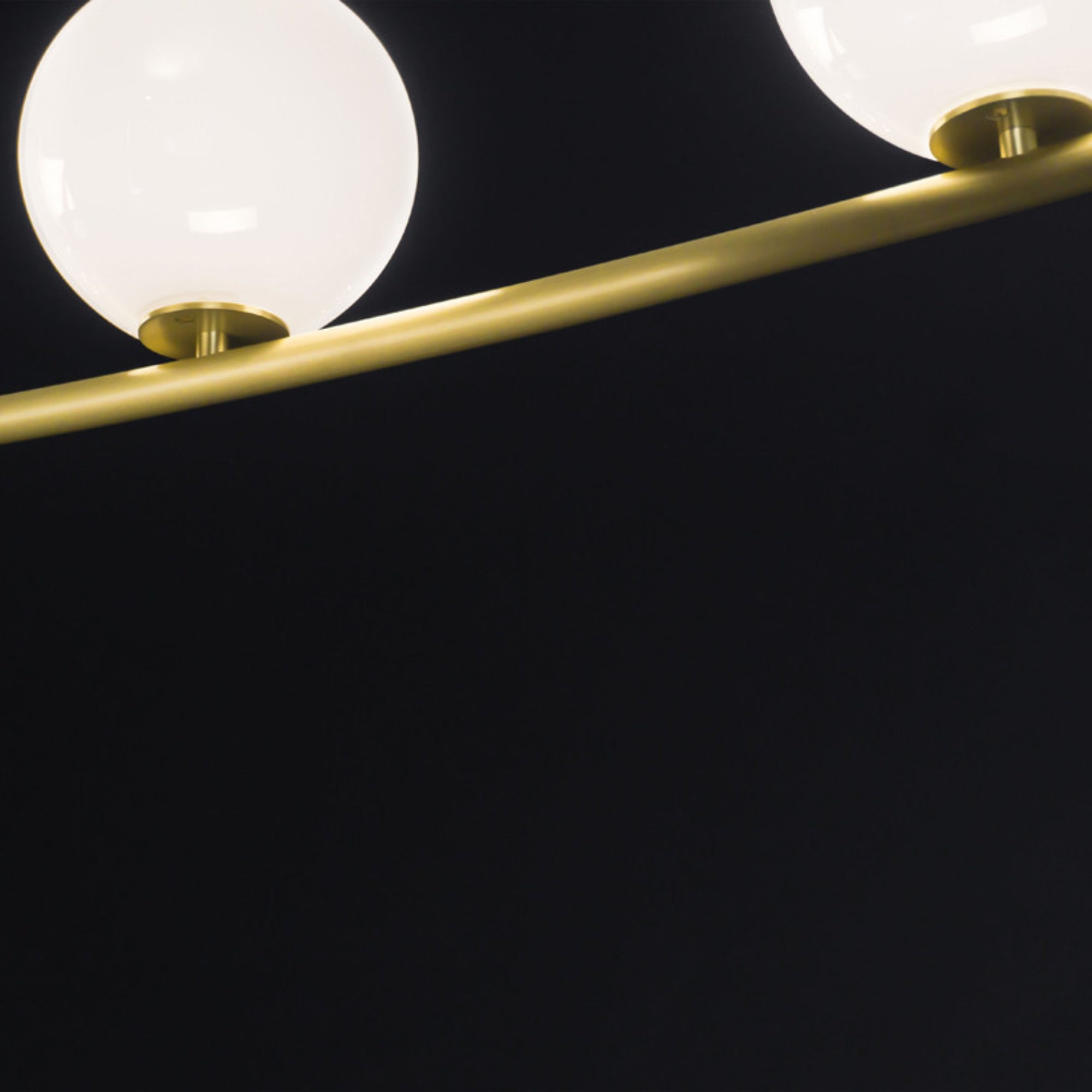 Perle 3 Pendant Light / Chandelier