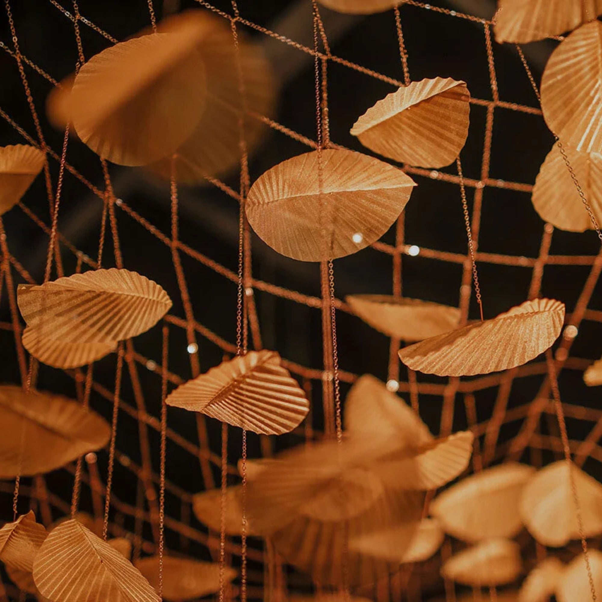 Larose Guyon Valse au Crépuscule – Luxury Lighting