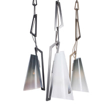 Sculptural Chandelier | DSHOP