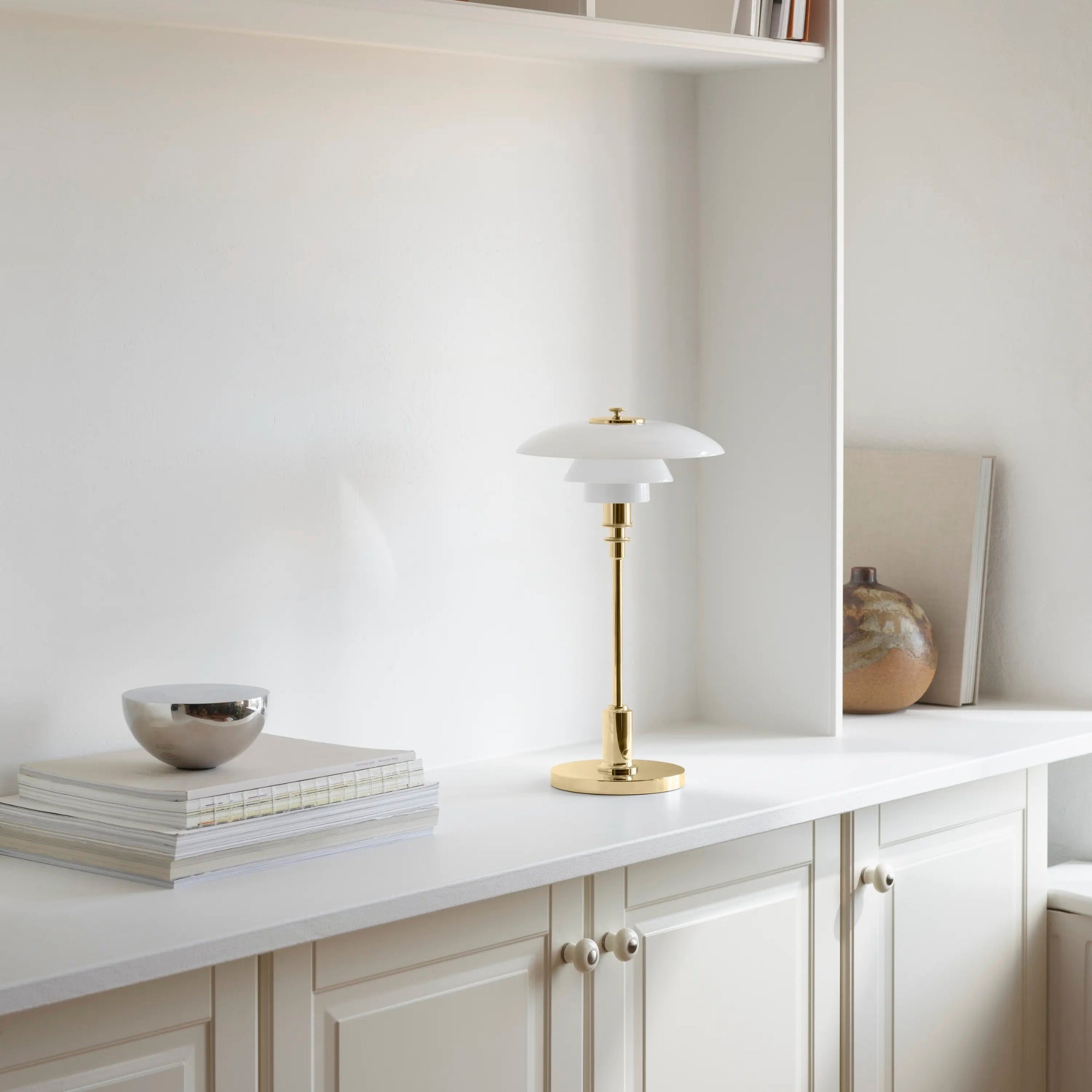 Louis Poulsen PH 2/1 Portable Table Lamp – Classic Table Lamp