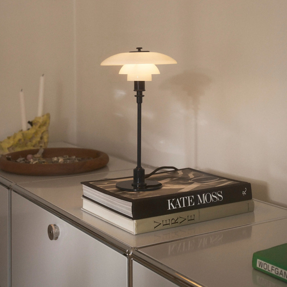 Louis Poulsen PH 2/1 Glass Table Lamp – Contemporary Table Lamp