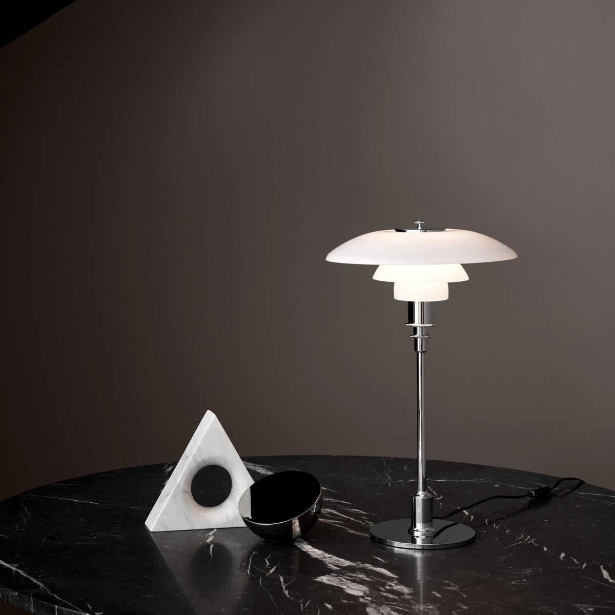 Louis Poulsen PH 2/1 Glass Table Lamp – Poul Henningsen Table Lamp