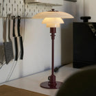 Louis Poulsen PH 3/2 Glass Table Lamp – Versatile Table Lamp in Burgundy