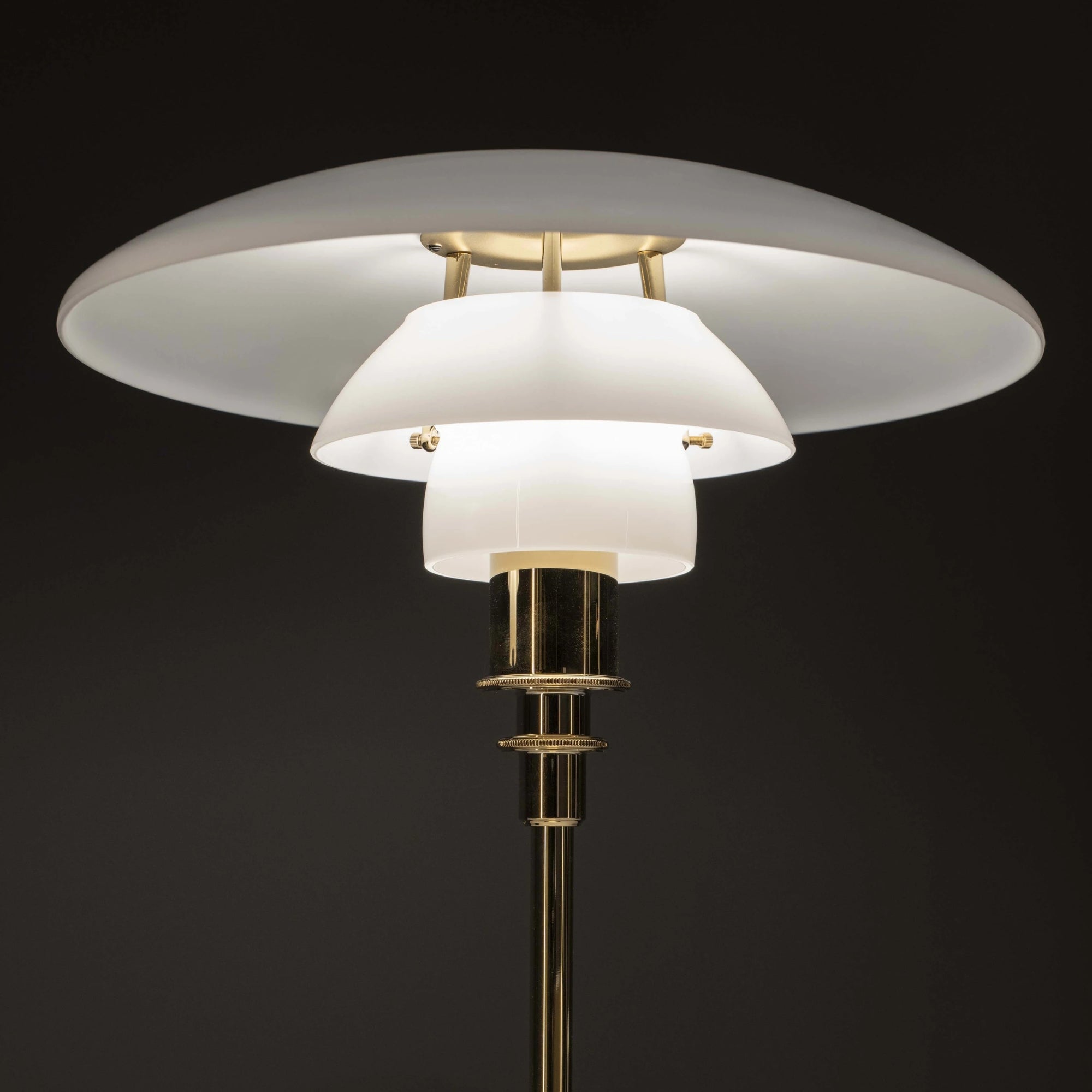 Louis Poulsen PH 3/2 Glass Table Lamp – 1920s Table Lamp in Brass