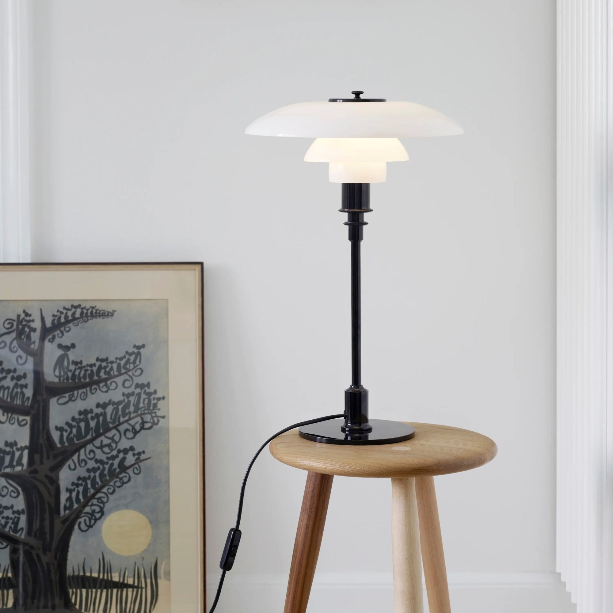Louis Poulsen PH 3/2 Glass Table Lamp – 1920s Table Lamp in Black