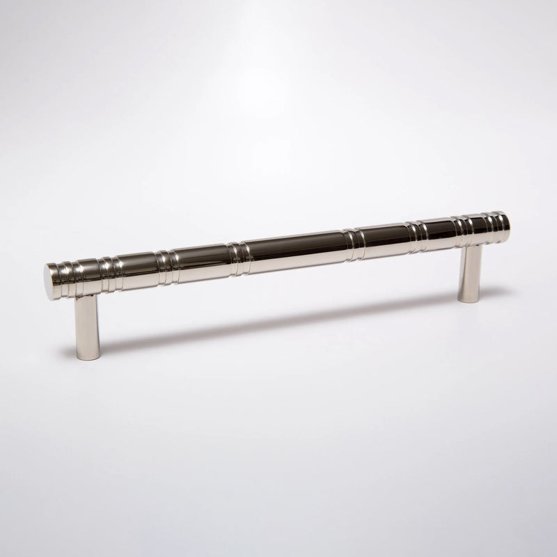 Reveal-06 Handle Nickel | Luxury Hardware