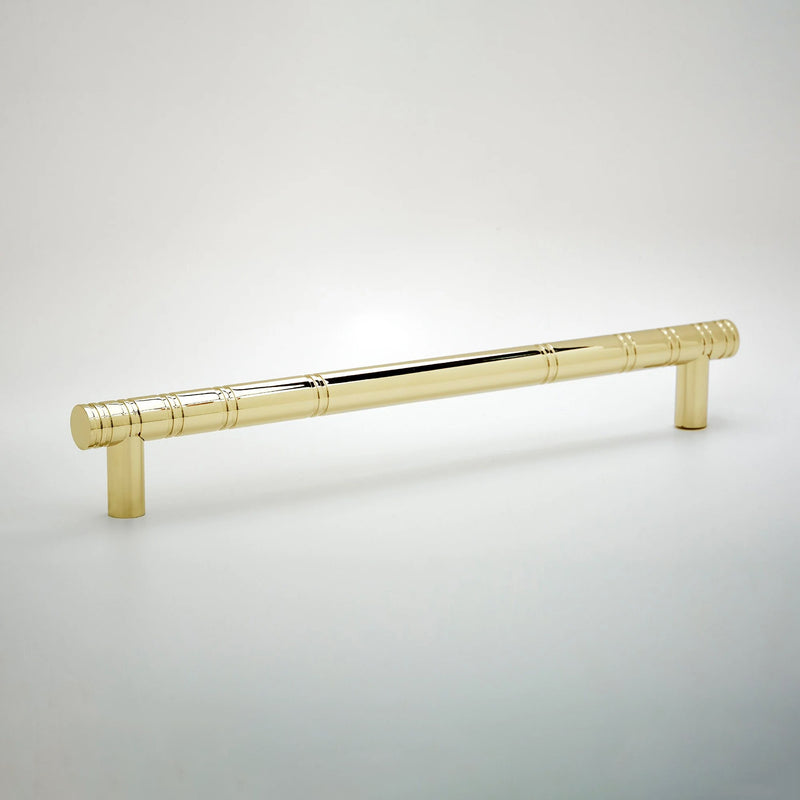 Reveal-12 Handle