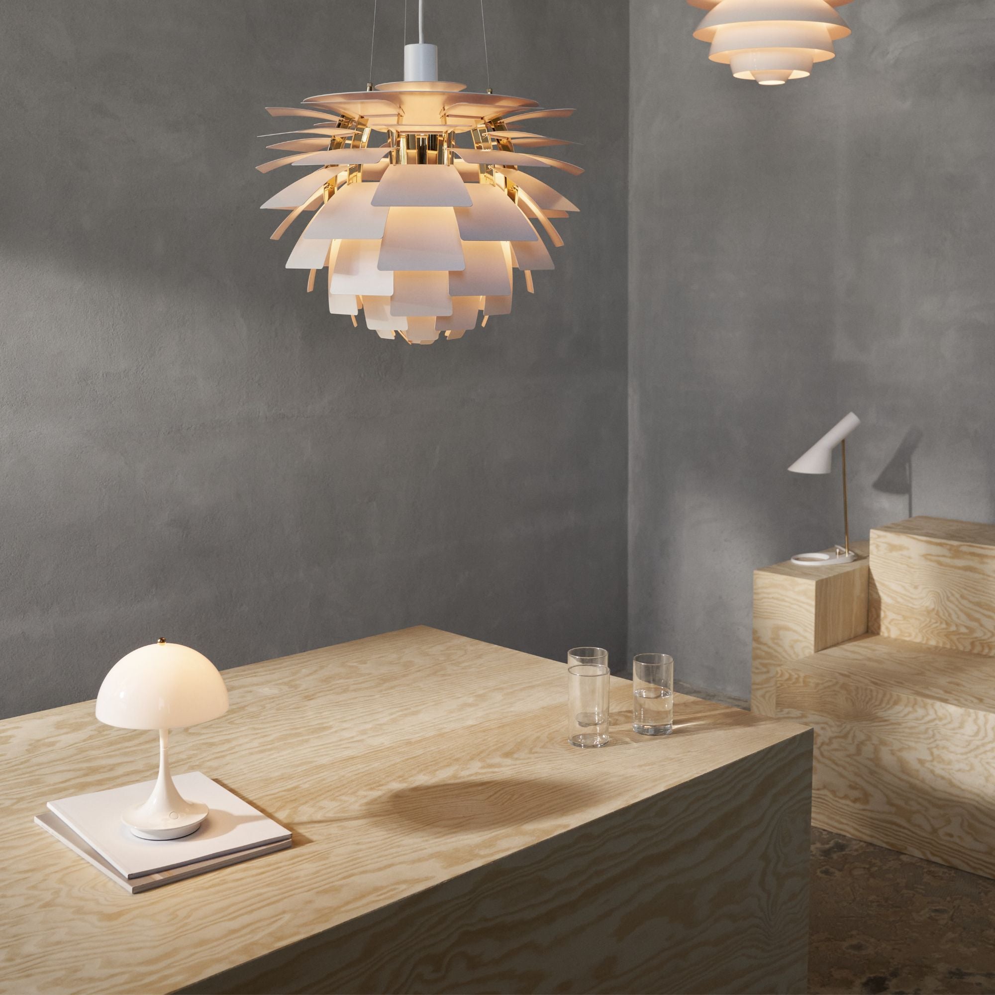 Panthella 160 Portable Lamp - Louis Poulsen