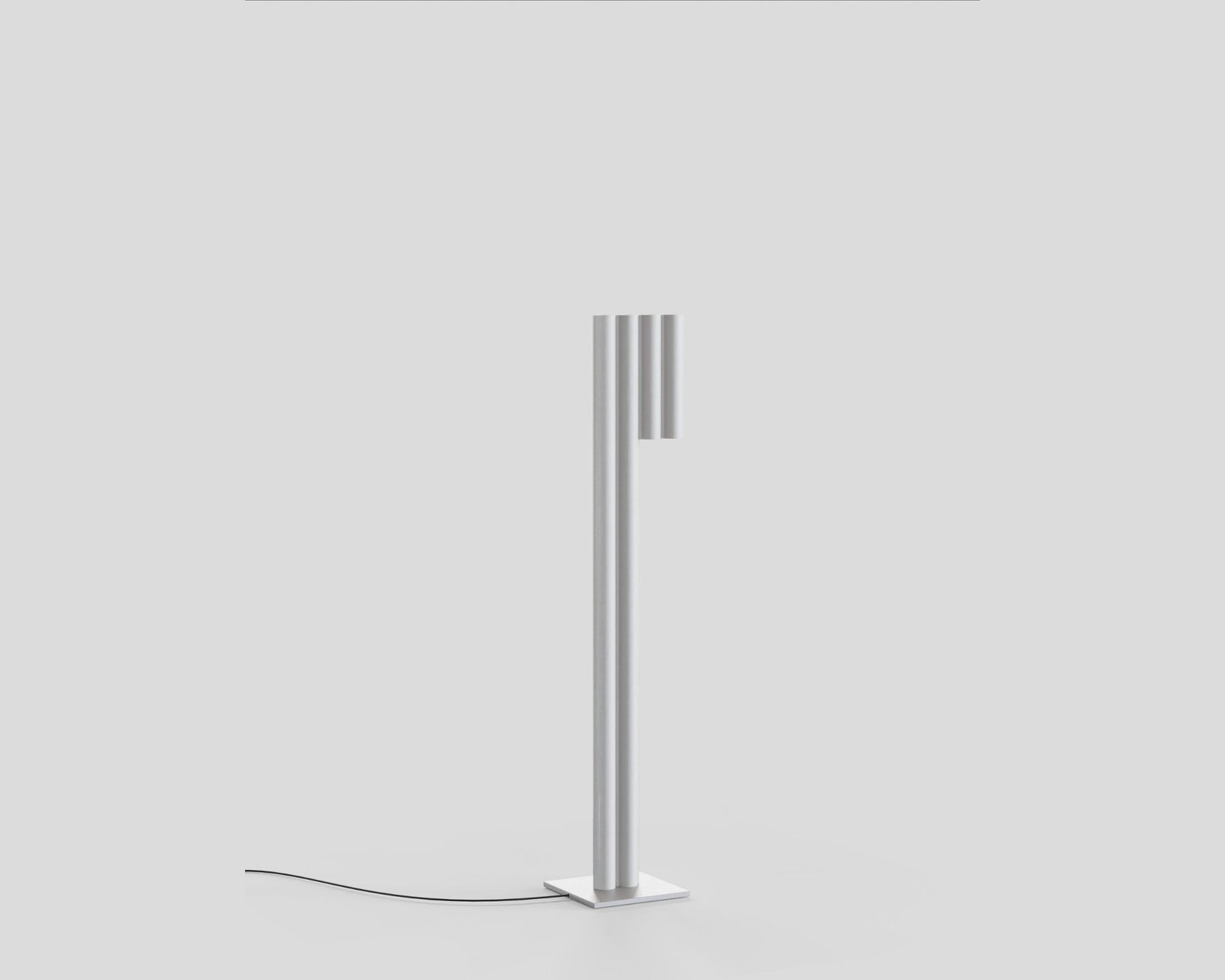 Modern Pipe Floor Lamp in White | DSHOP