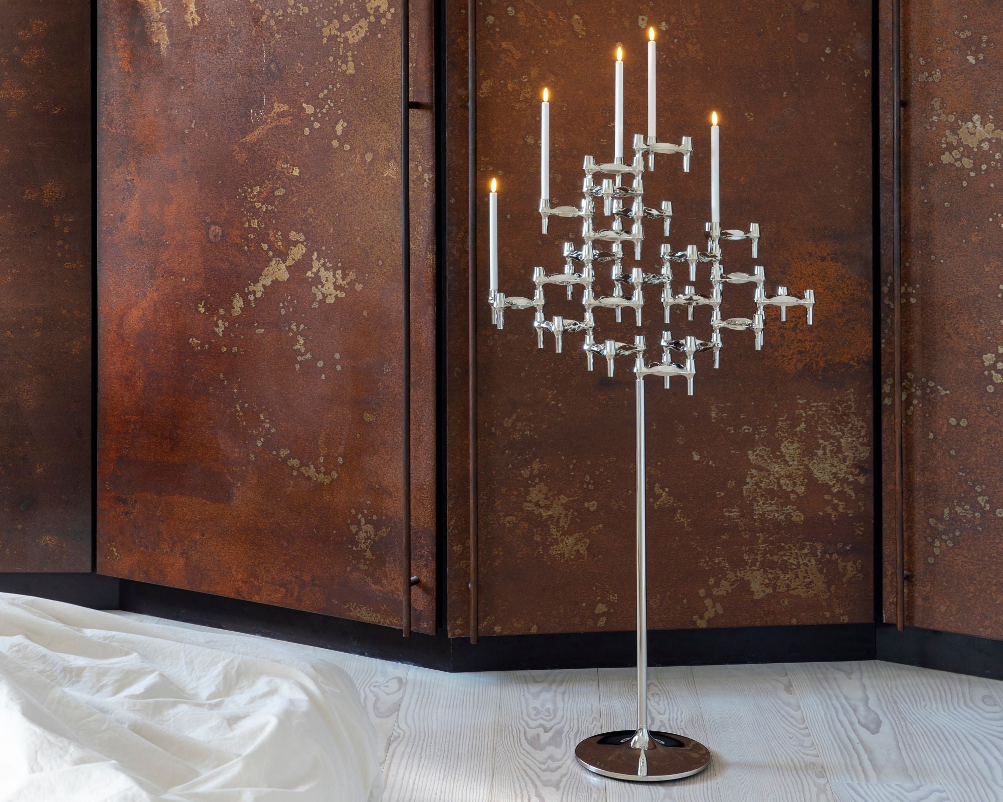 Stoff Nagel Floor Stand - Chrome Candle Holder | DSHOP