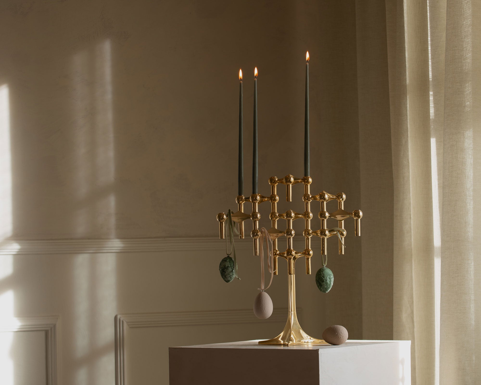 Stoff Nagel Candle Holder - Solid Brass | DSHOP