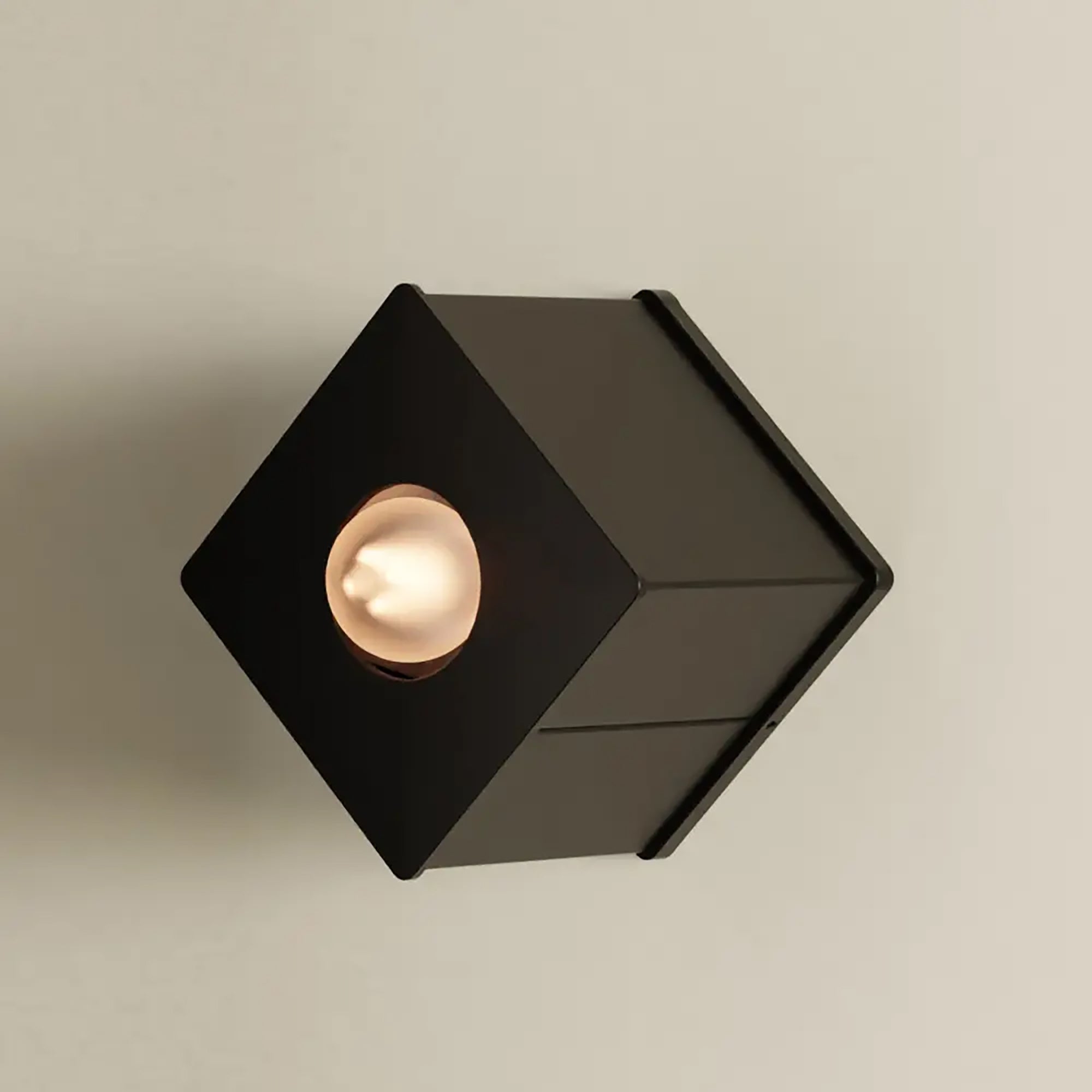 Tetra I Flush Mount | DSHOP