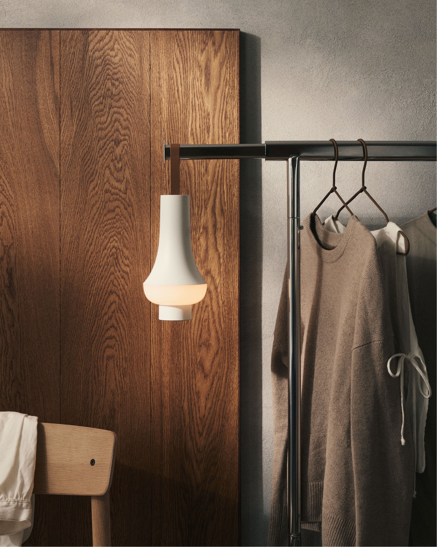 Hanging Portable Lamp | DSHOP