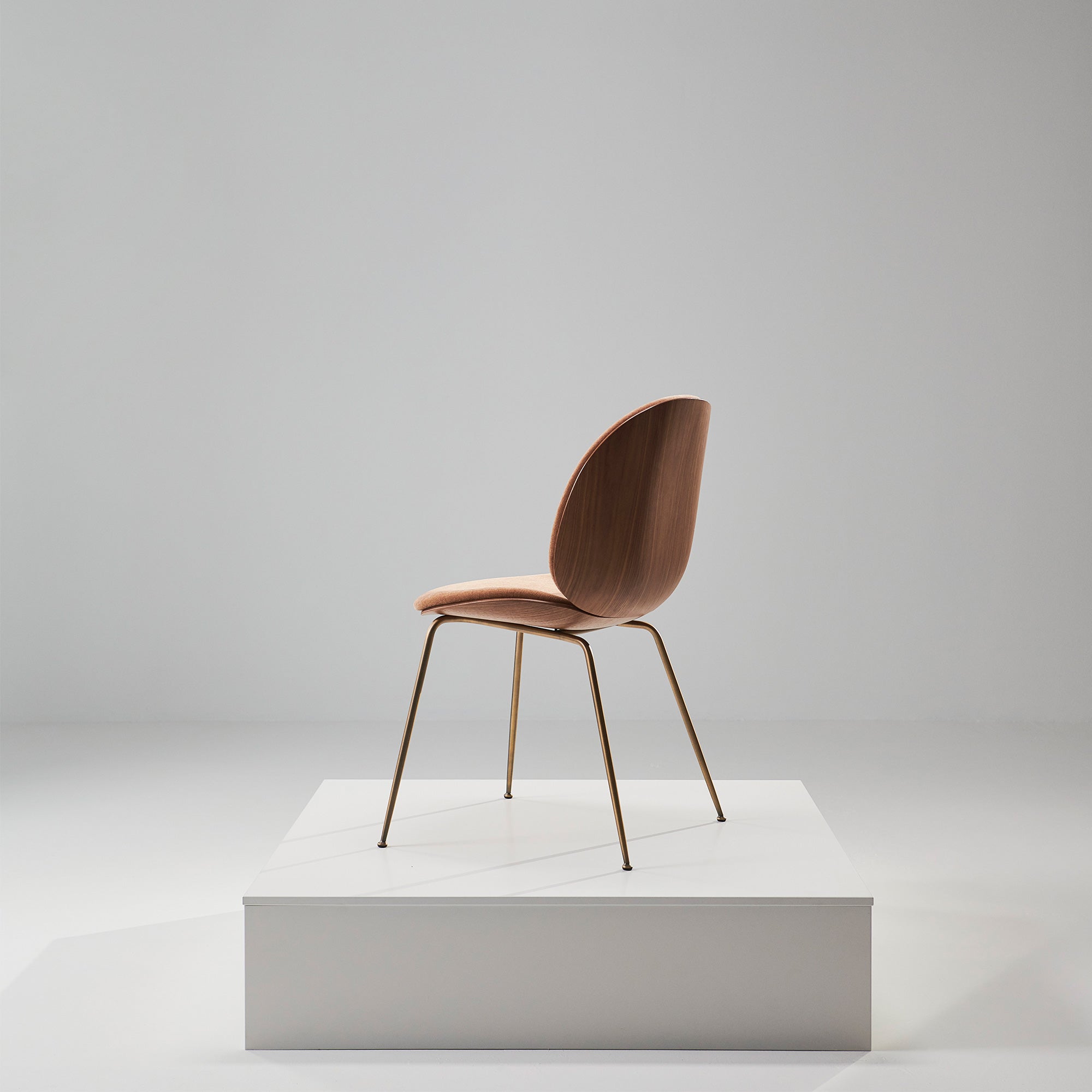 Beetle Dining Chair 3D Veneer - Walnut
