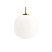 VL45 Radiohus Pendant Opal glass