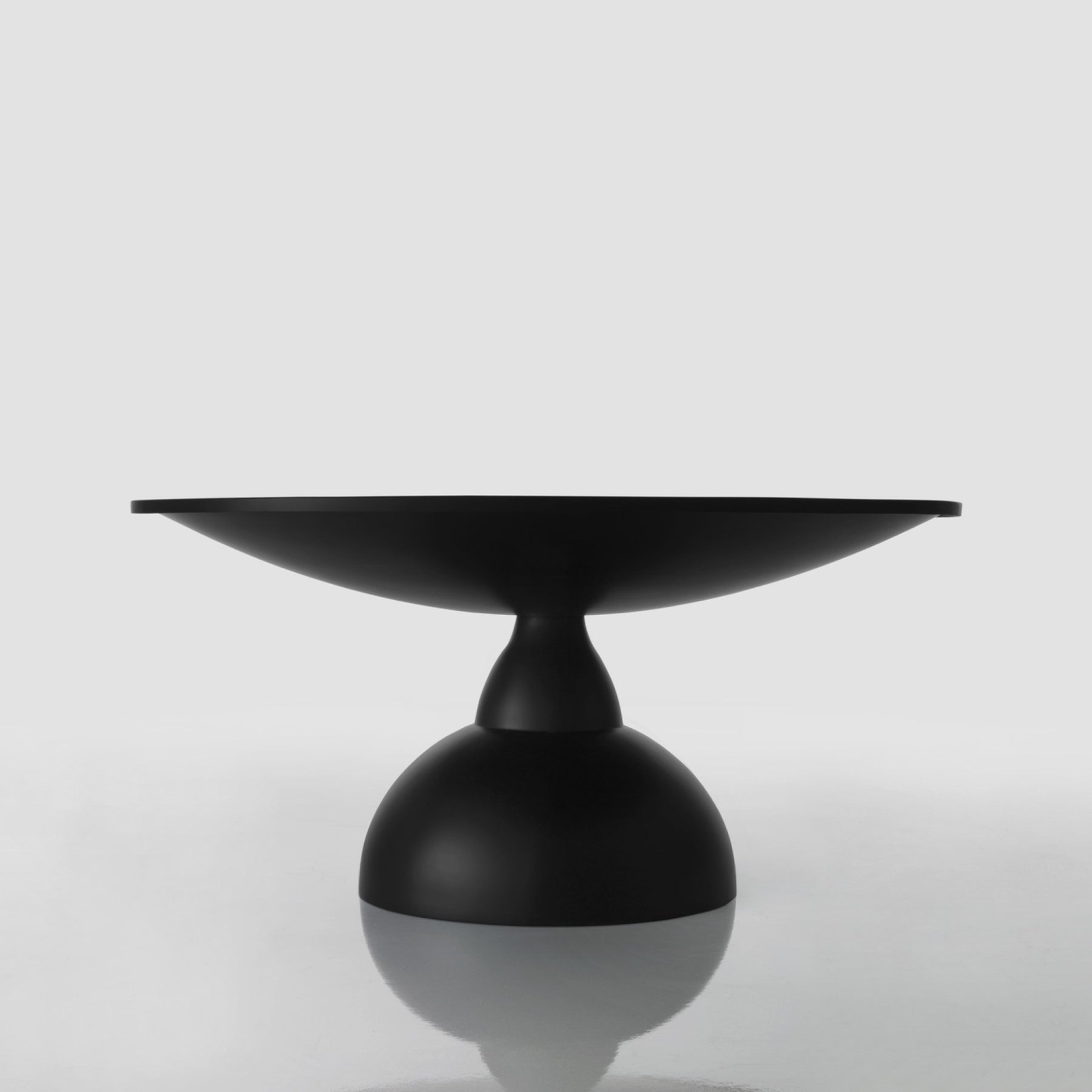 Mondo Round Table