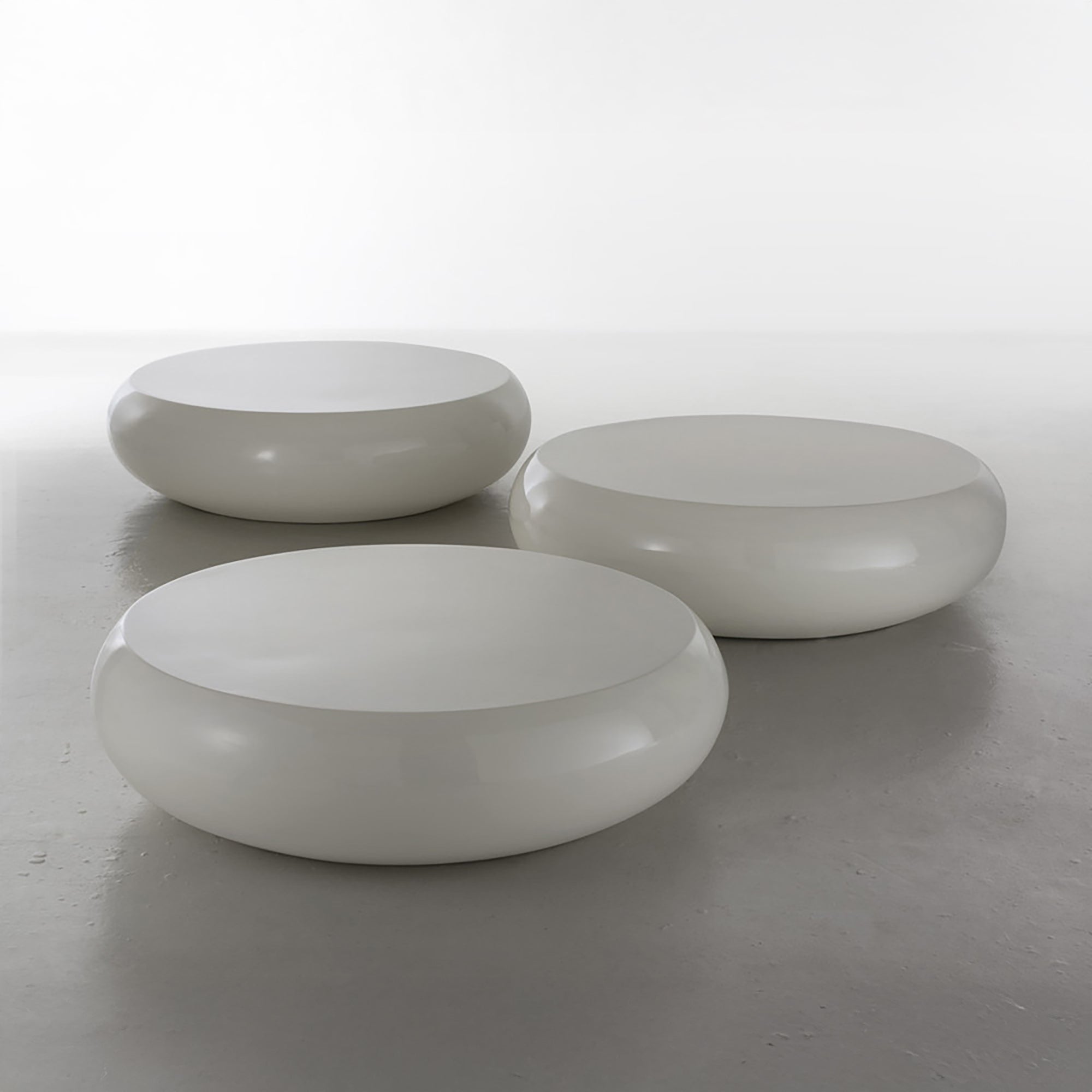 Pillola Round Coffee Table | DSHOP