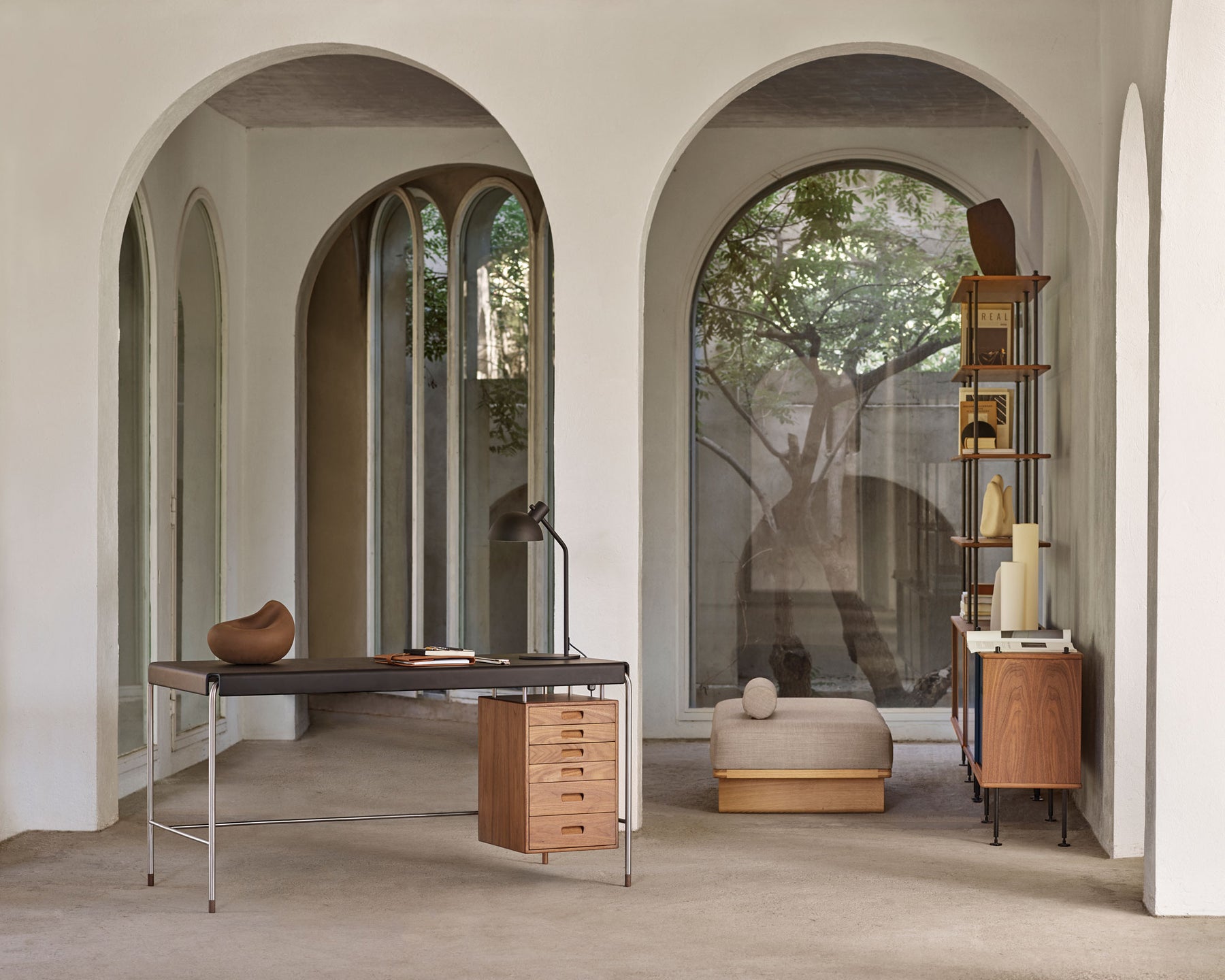 Arne Jacobsen Furniture Design | DSHOP