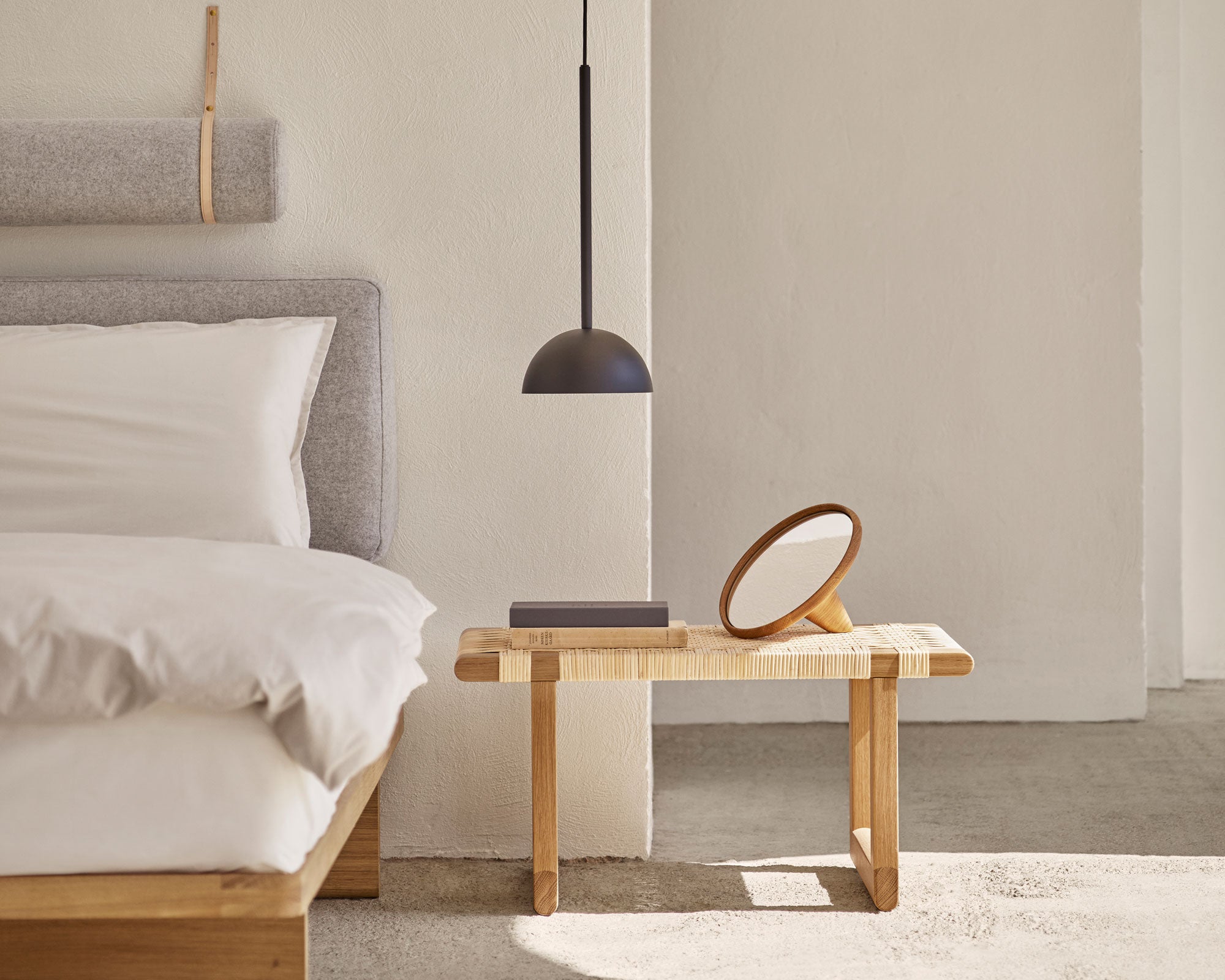 Oak Side Table | DSHOP