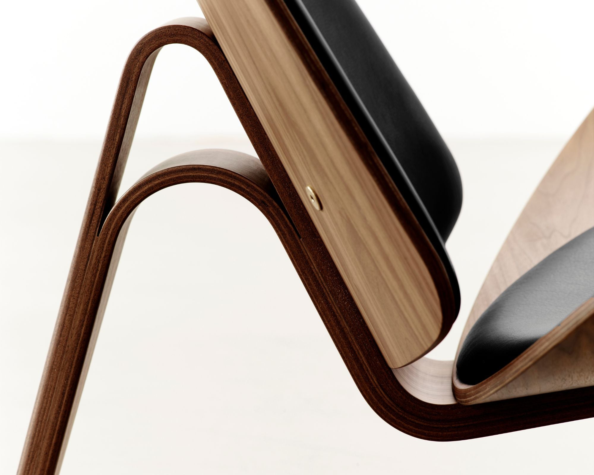 Carl Hansen & Son CH07 Shell Chair | Wegner Wood Lounge Chair | DSHOP