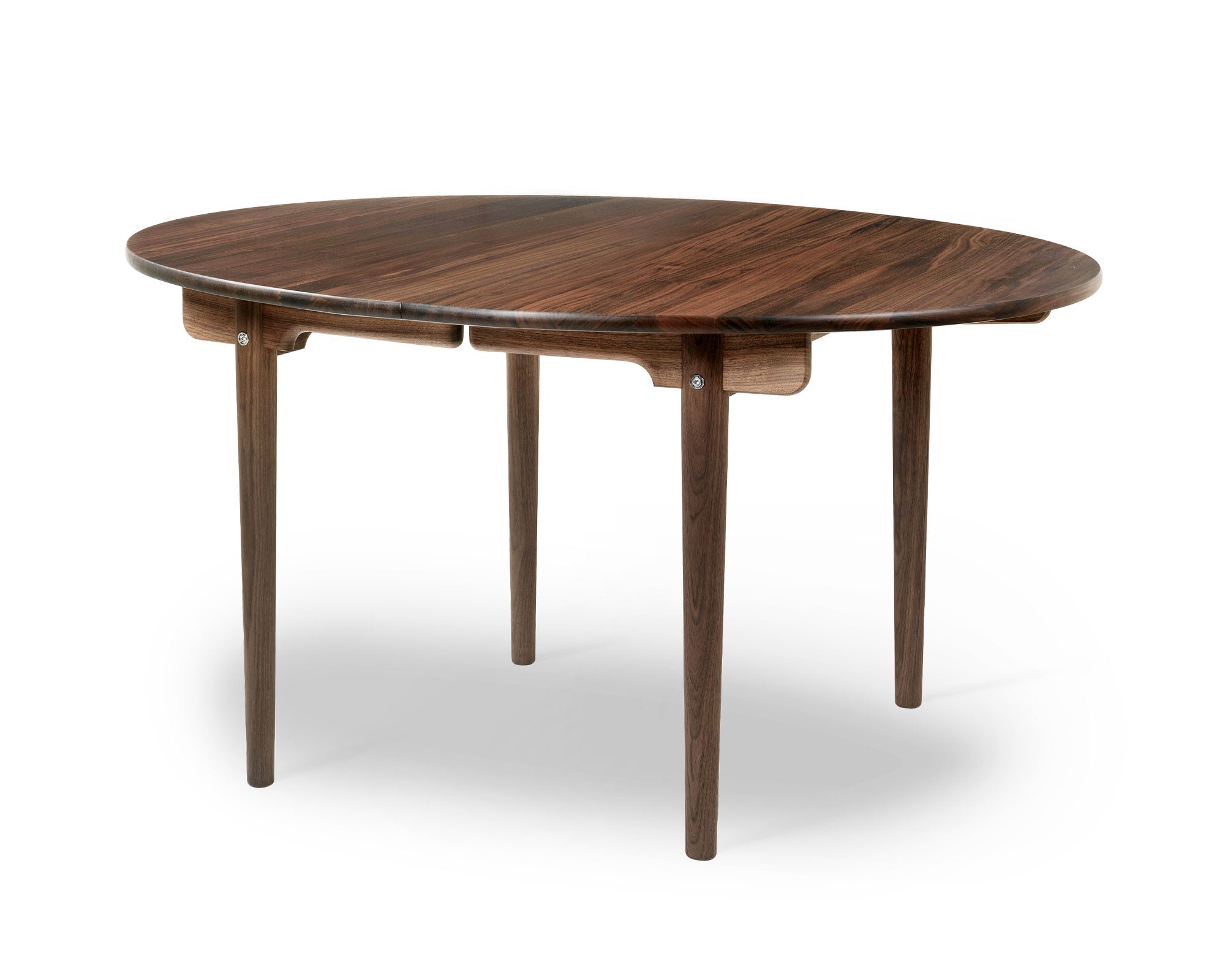 Carl Hansen & Son CH337 Small Oval Dining Table by Hans Wegner | DSHOP