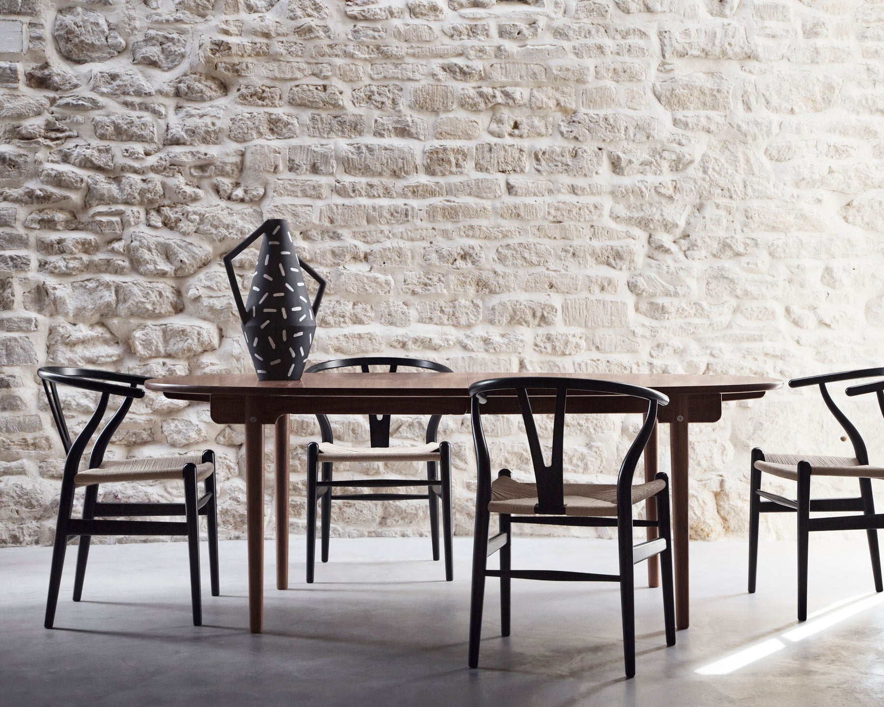 Oval Walnut Dining Room Table | DSHOP