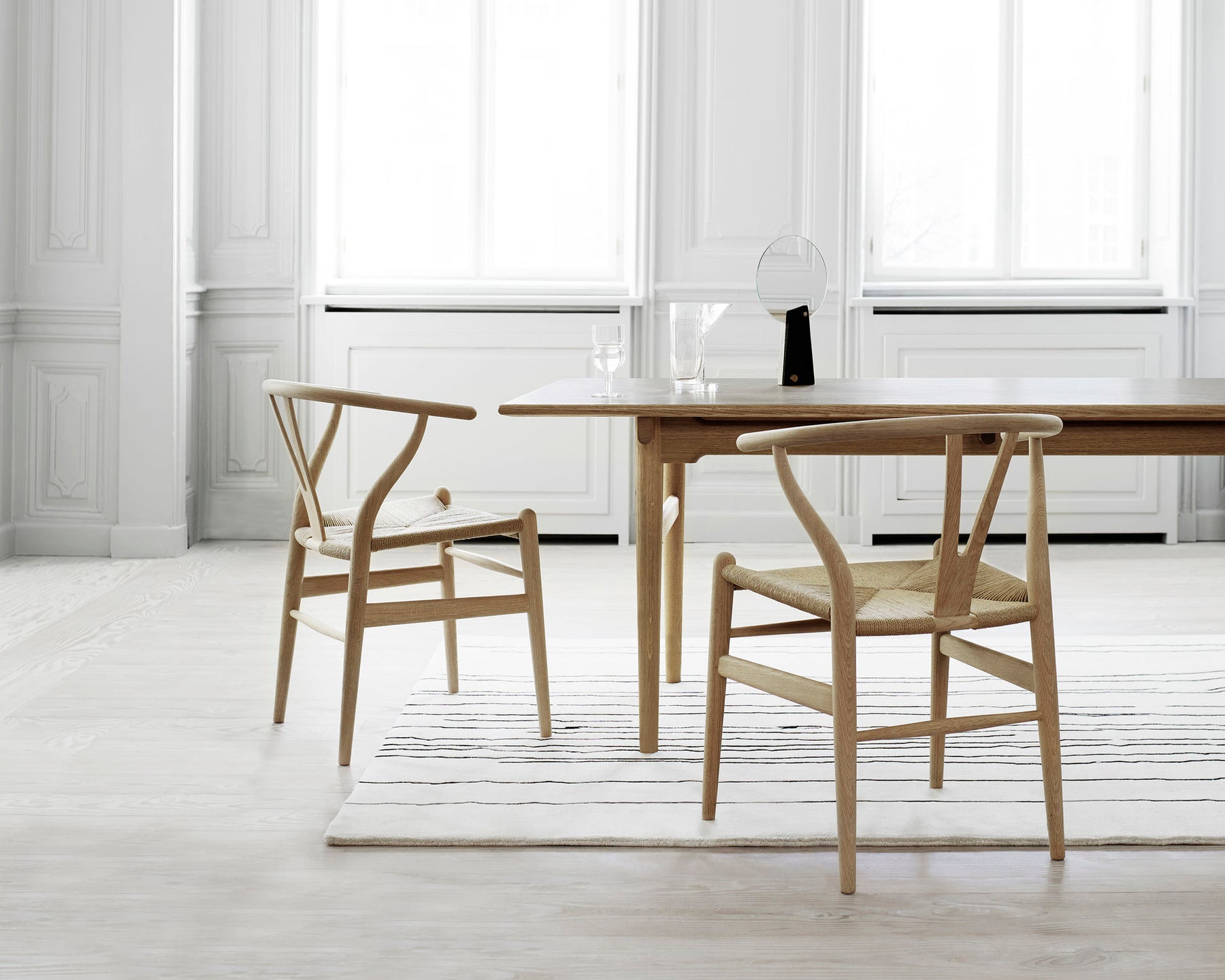 Simple Wood Dining Tables | DSHOP