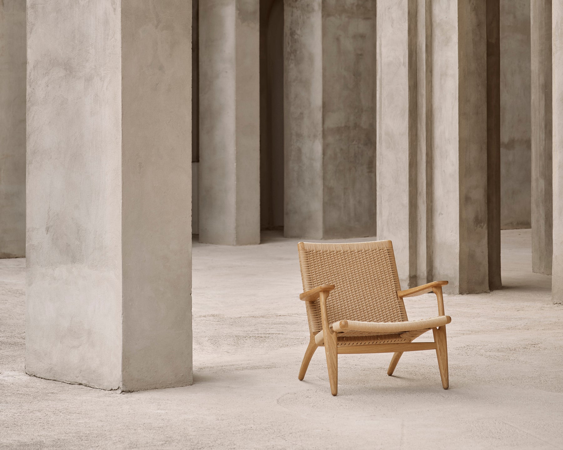 Pale Wood Lounge Chair | DSHOP