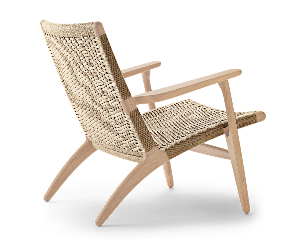 Carl Hansen & Son CH25 Lounge Chair | DSHOP