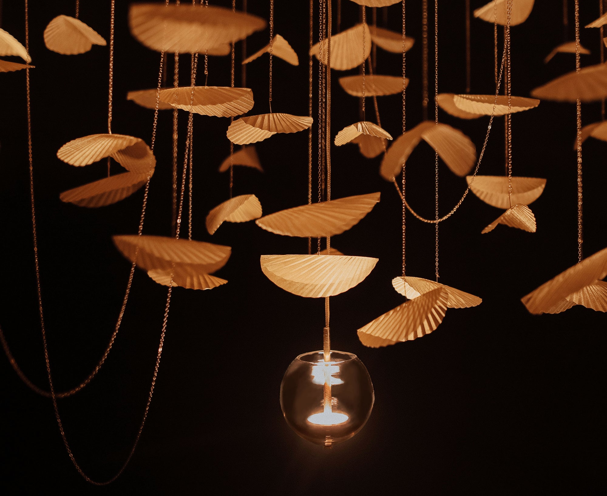 Larose Guyon Valse au Crépuscule Chandelier | Limited Edition | DSHOP