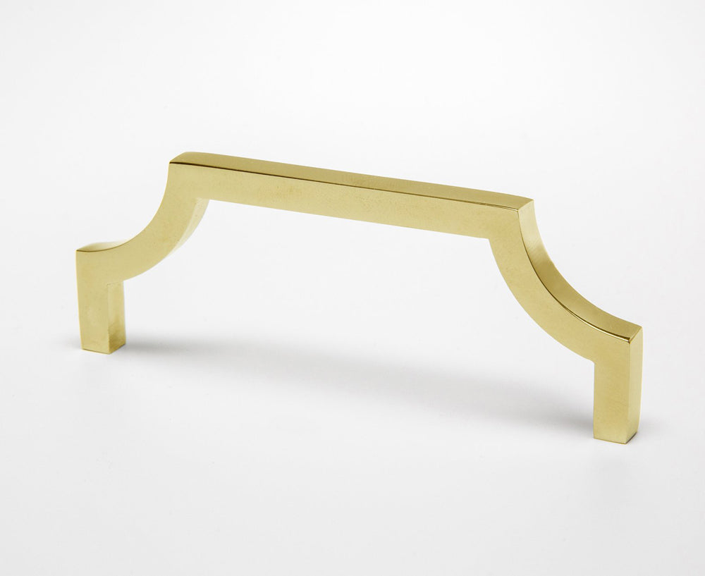 Classic-02 Handle in Polished Brass