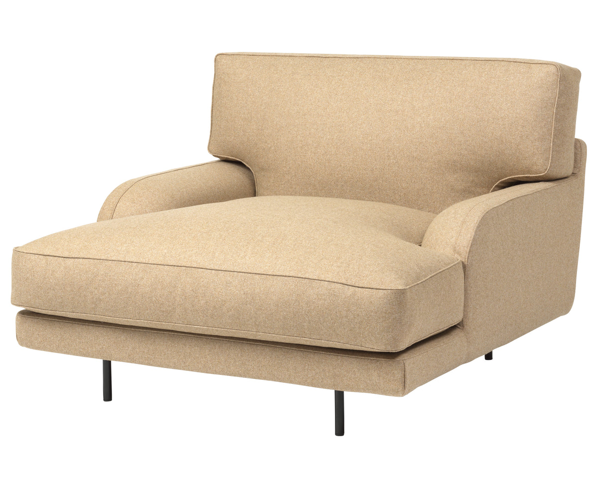Gubi Flaneur Lounge Chair | DSHOP