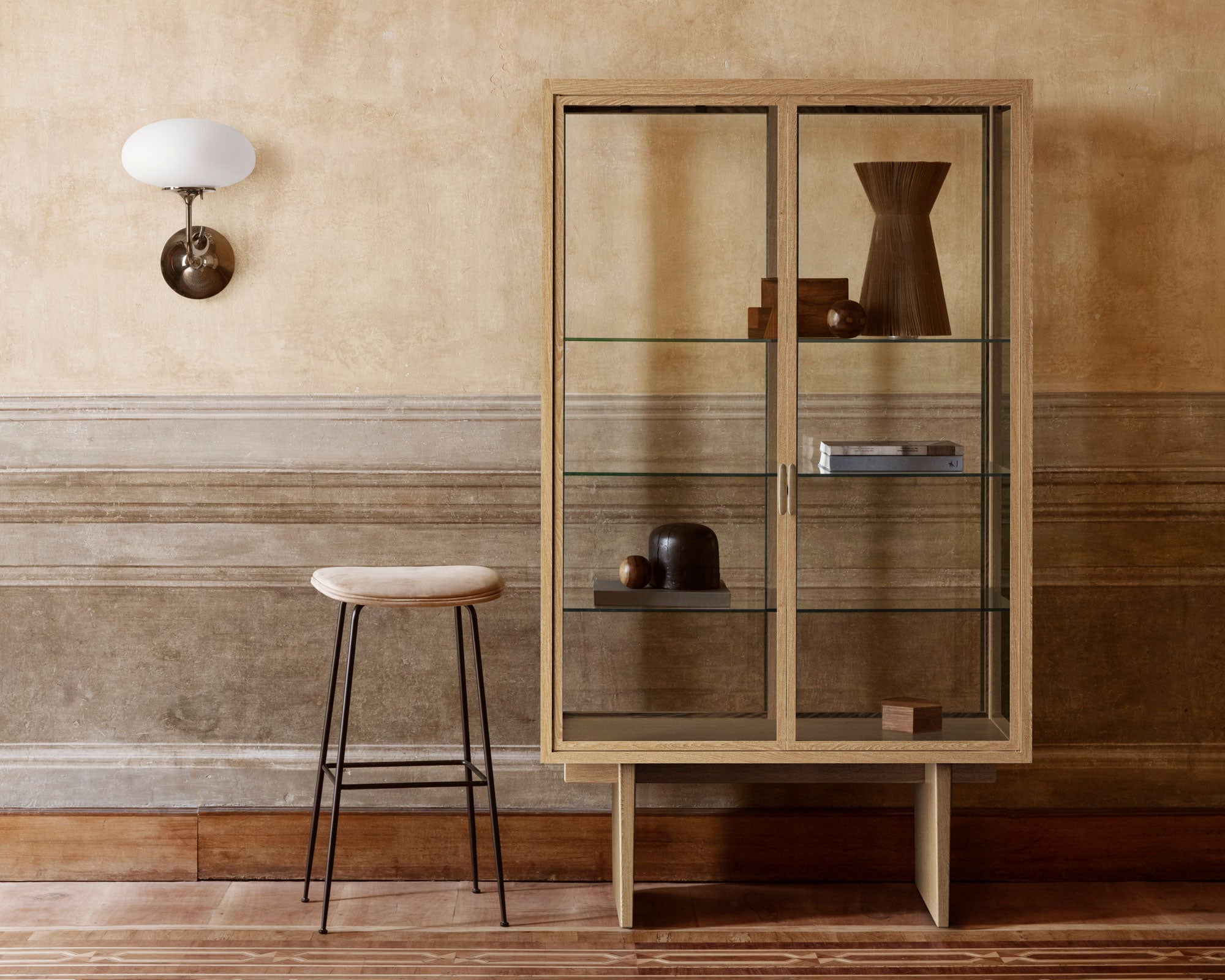 Gubi Glass Cabinet | DSHOP