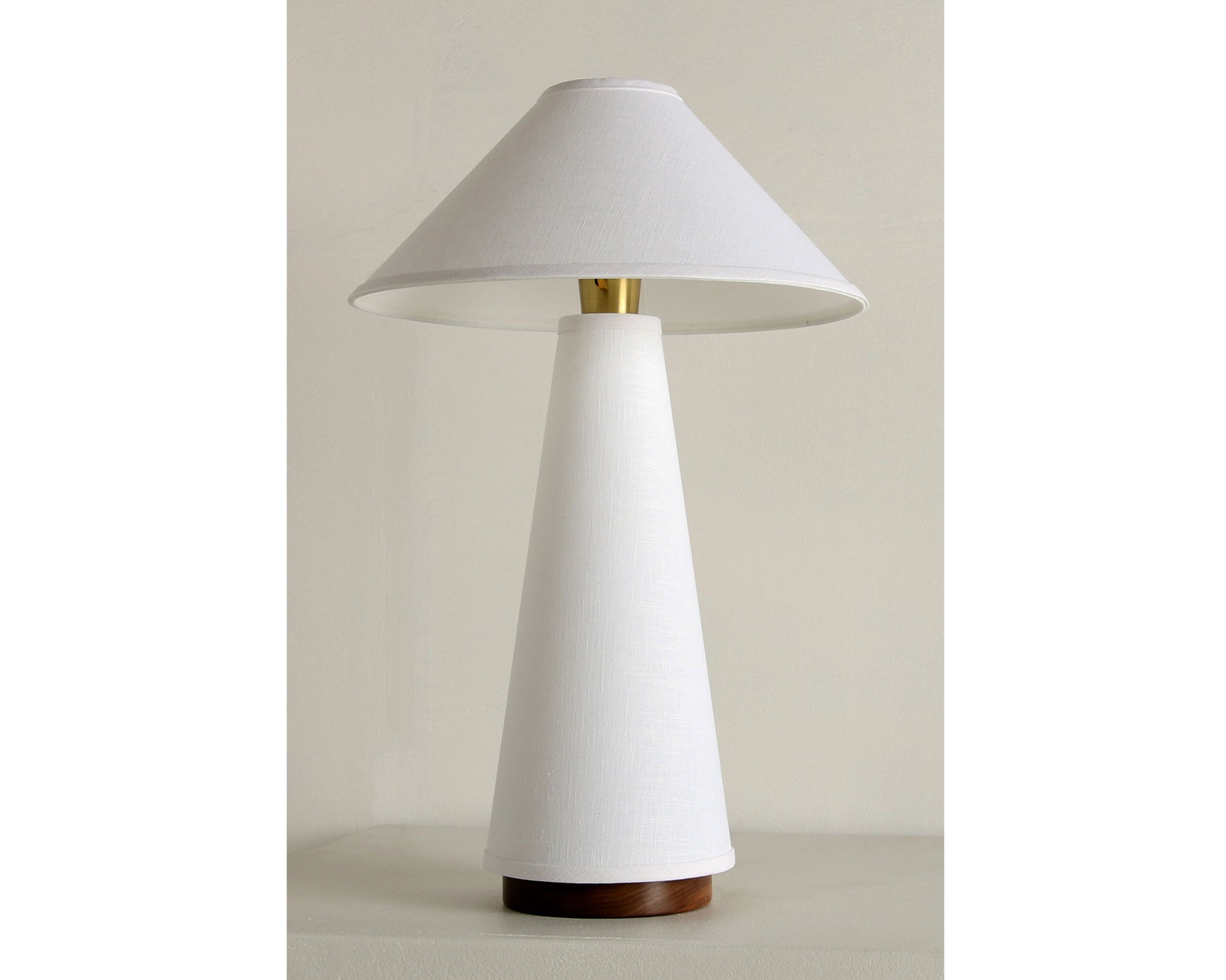 Mid Century Style Lamp | DSHOP