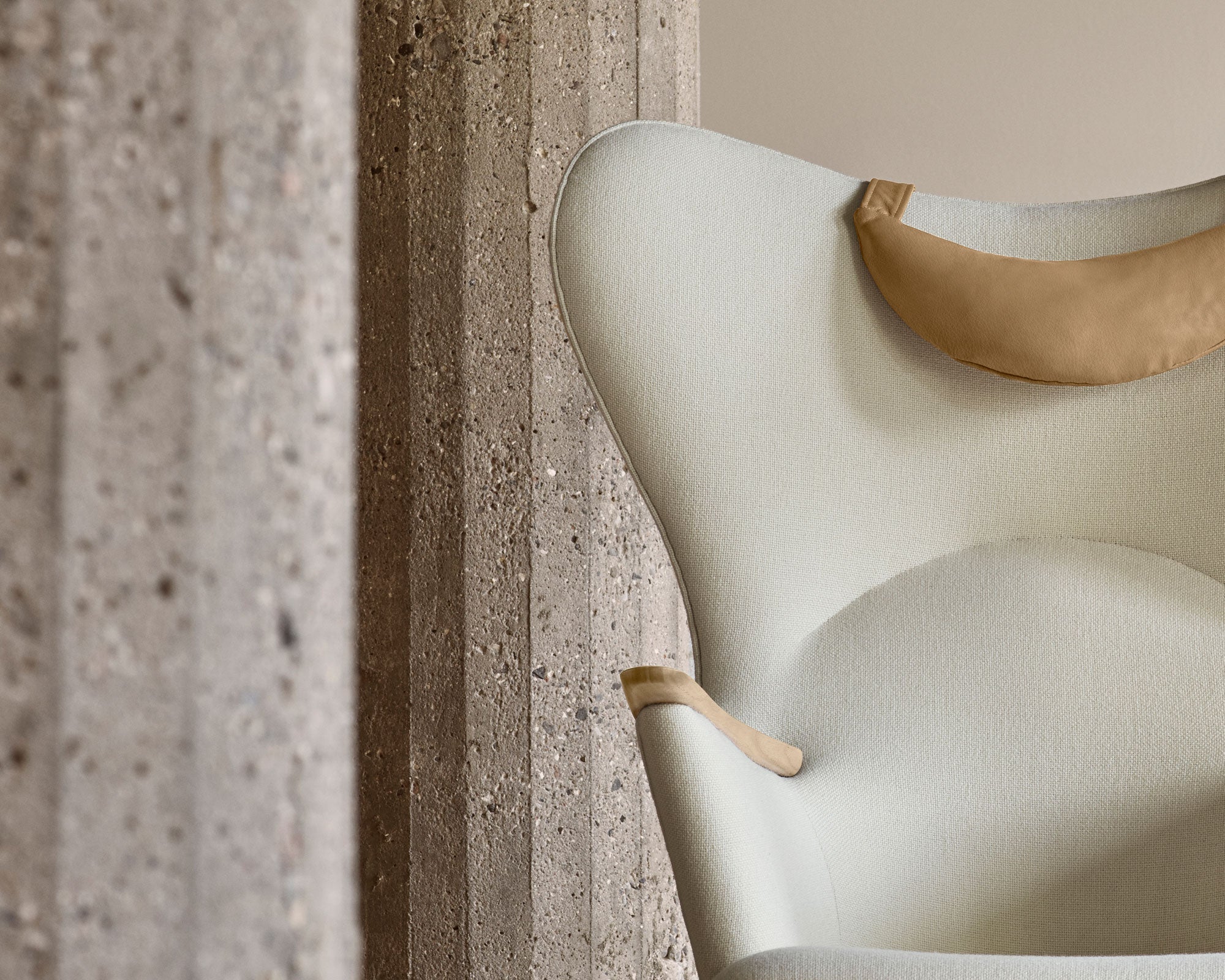 Carl Hansen & Son CH78 Mama Bear Lounge Chair by Hans J Wegner | DSHOP