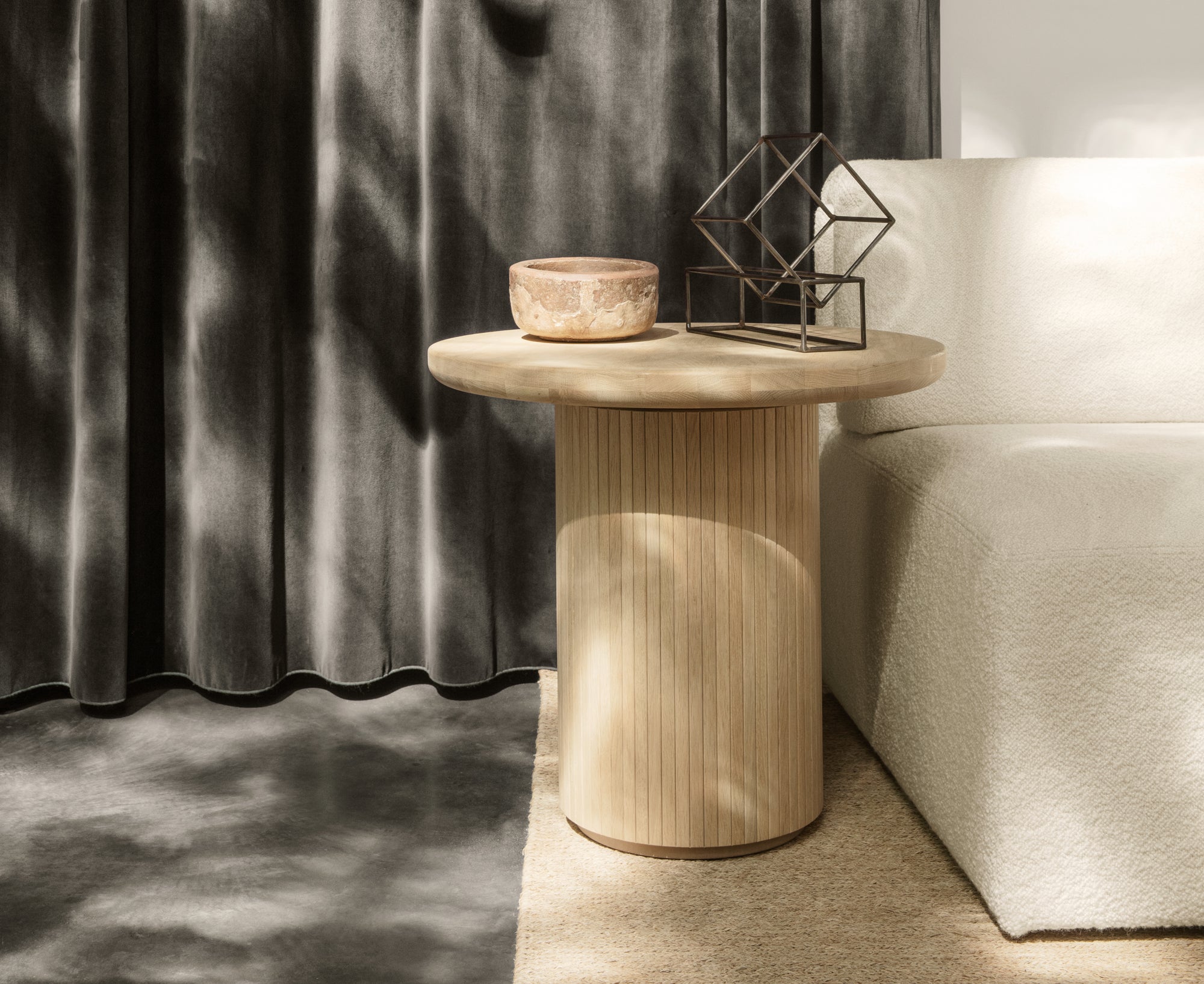 Moon Lounge Table - Ø60