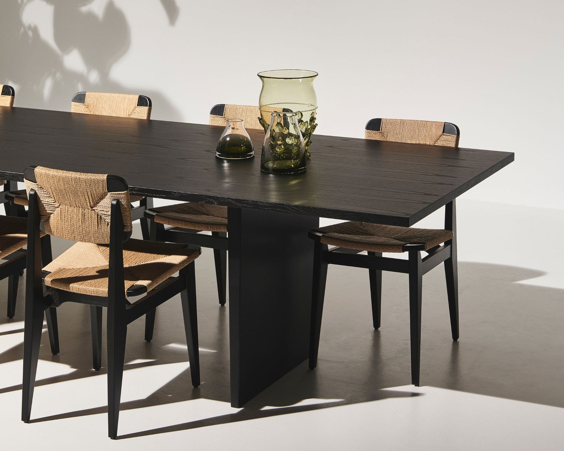 Modern Black Dining Table | DSHOP