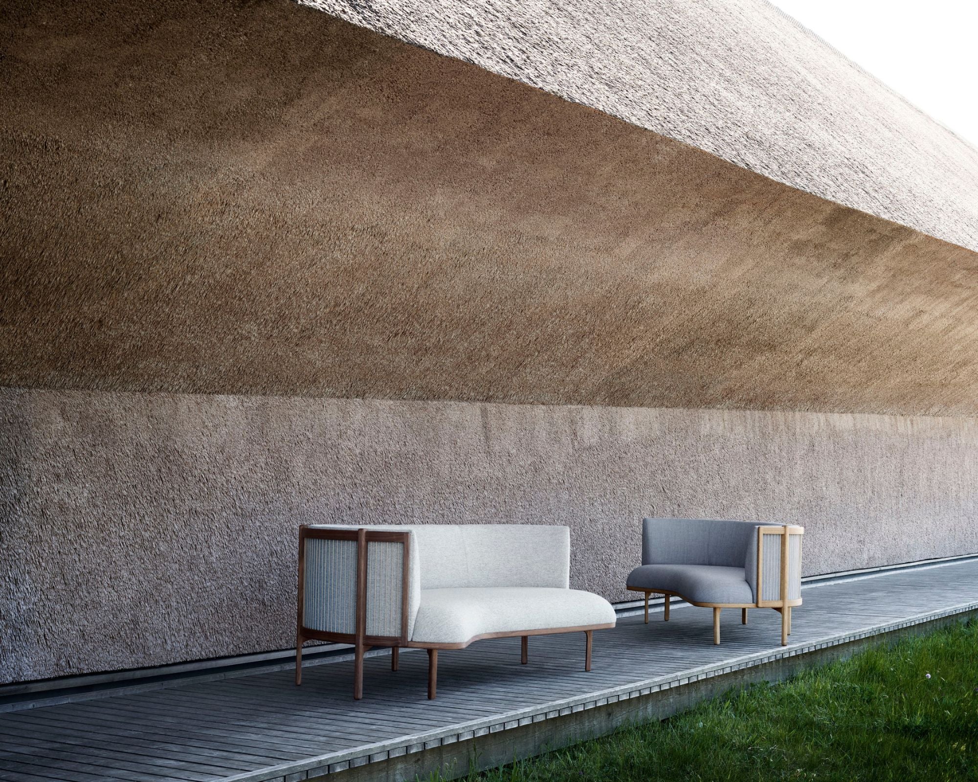 RF1903L Sideways Sofa